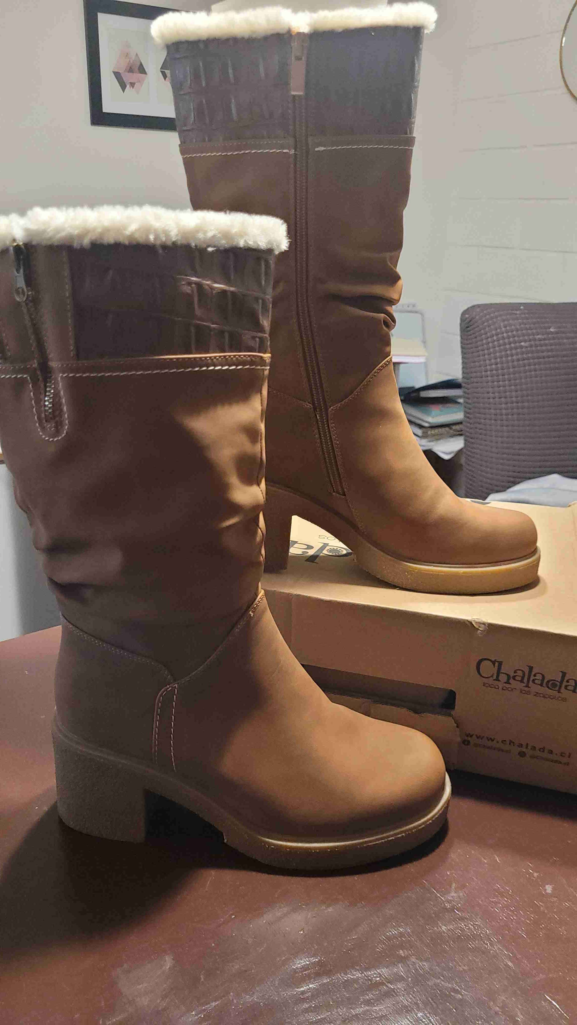 Botas marrones con forro - miniatura 1