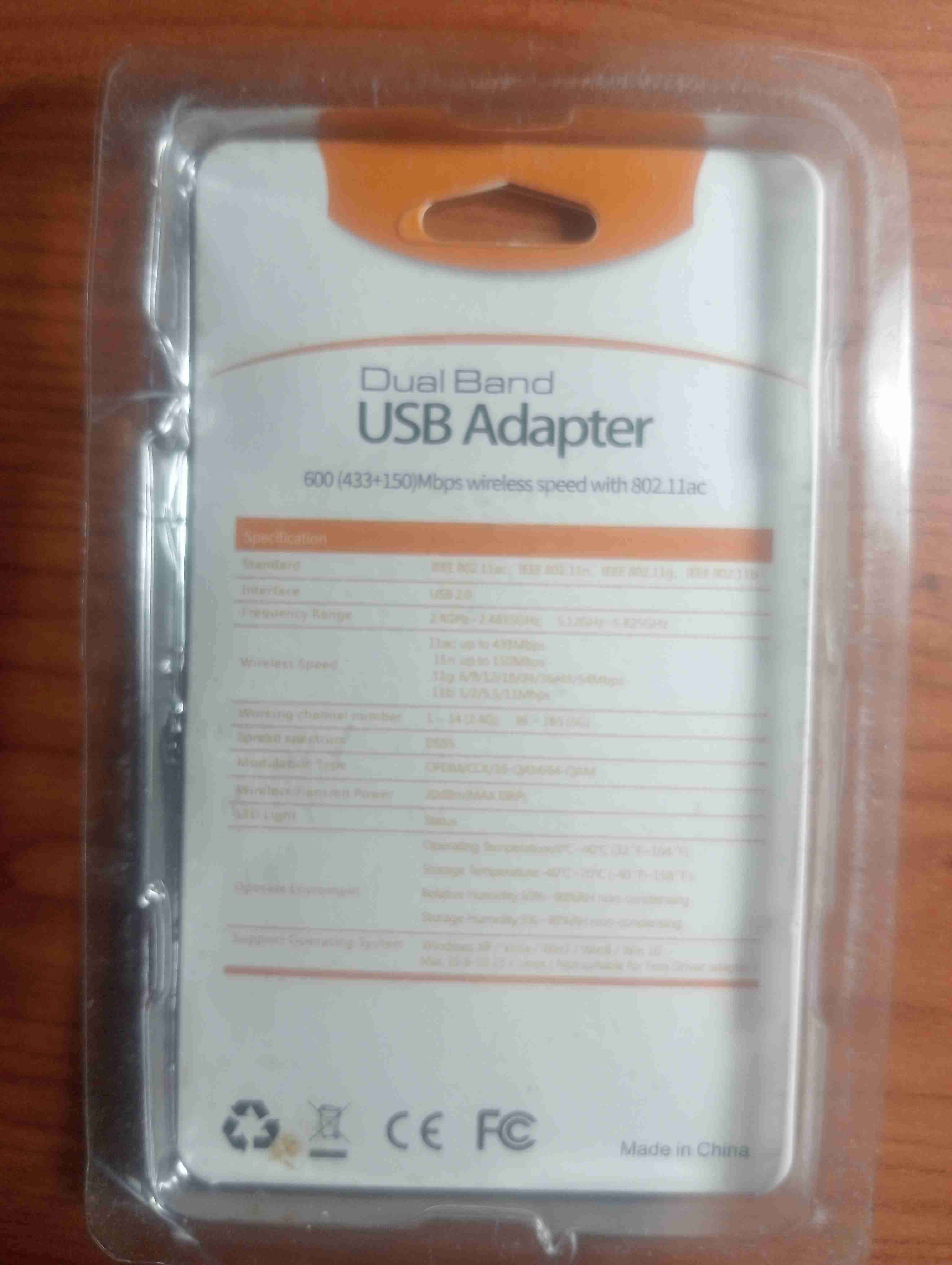 Adaptador USB Dual Band 600 Mbps - miniatura 2