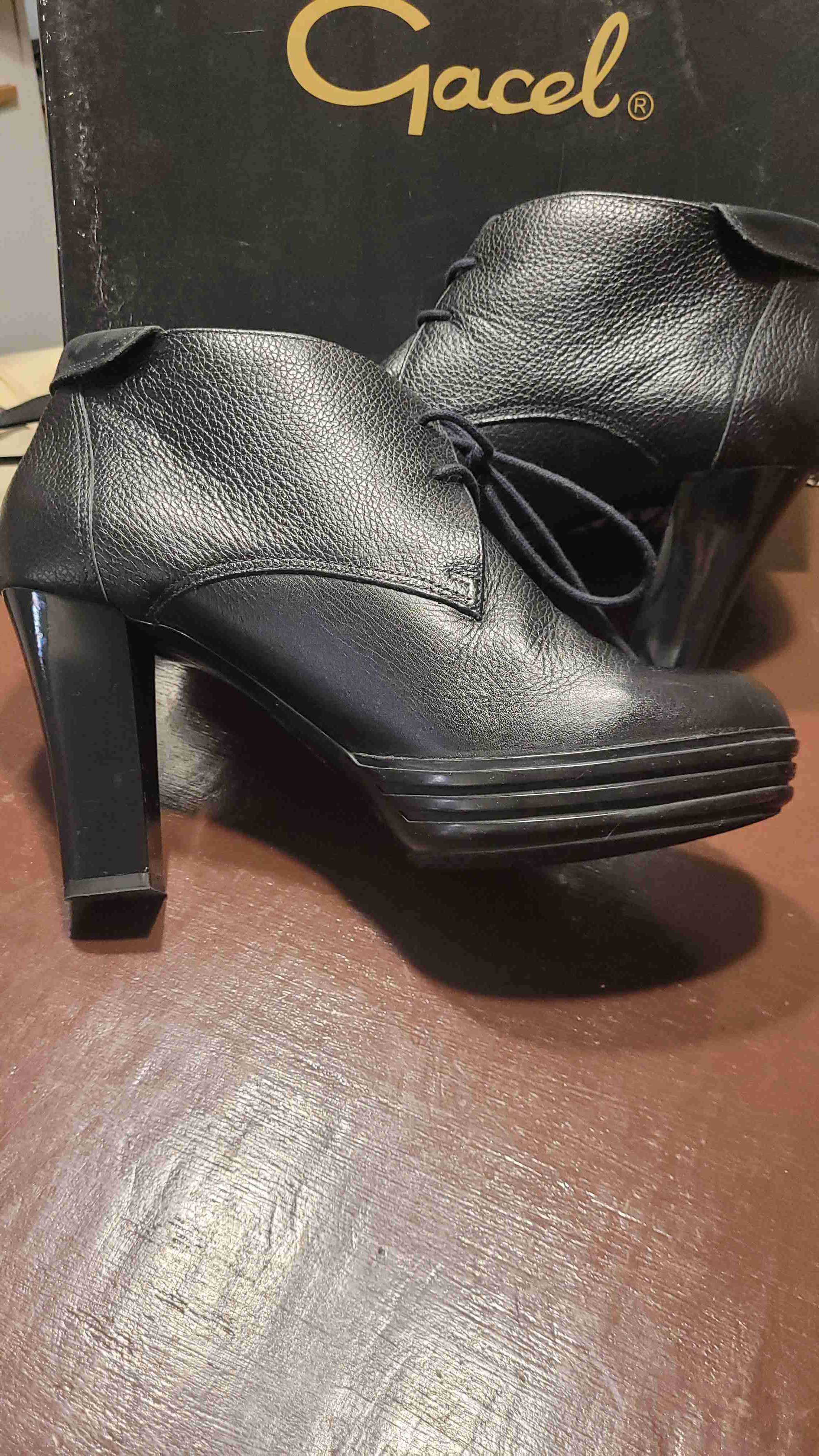 Botines de cuero negros - miniatura 3