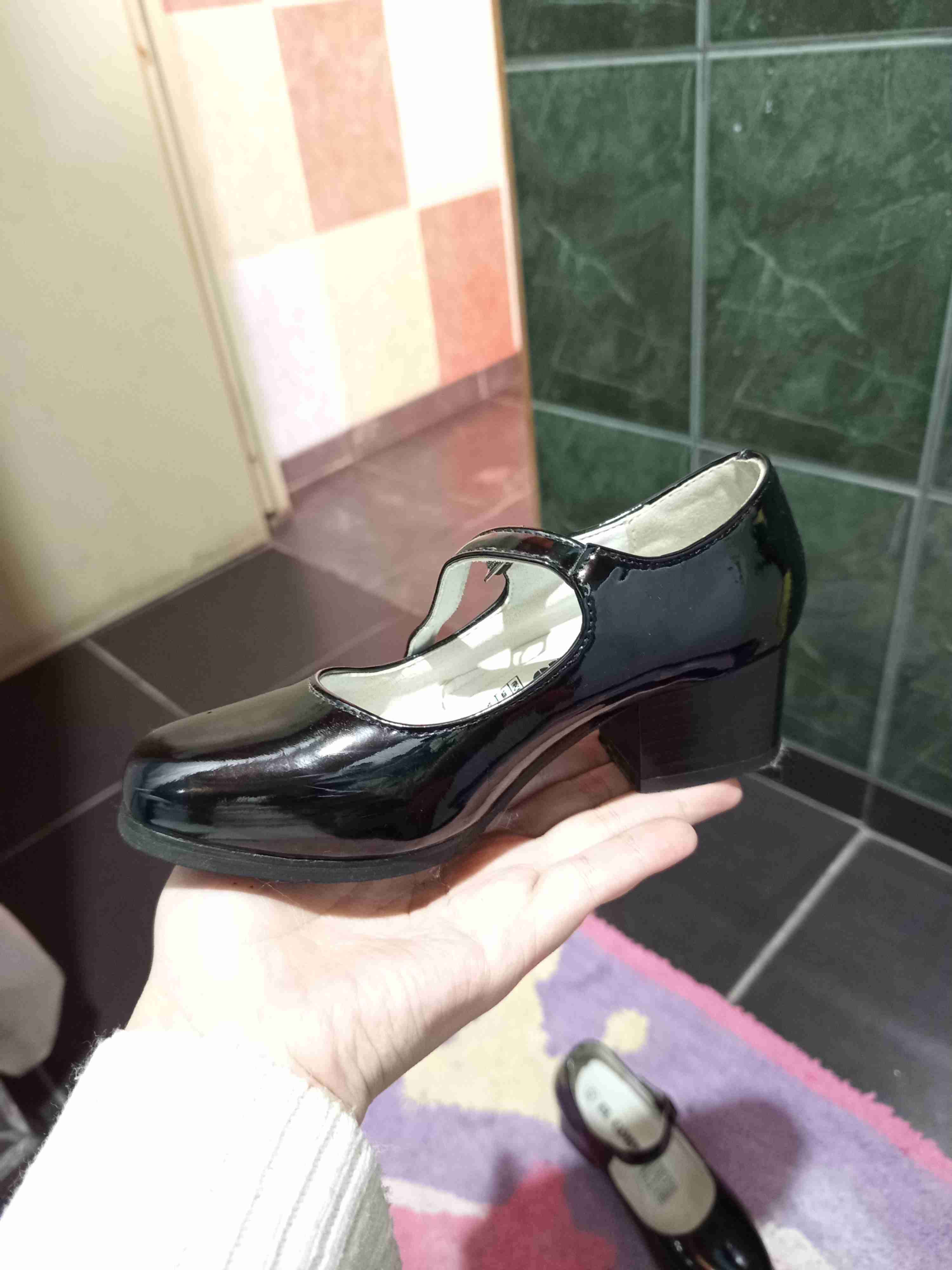 Zapatos de charol negros - miniatura 2