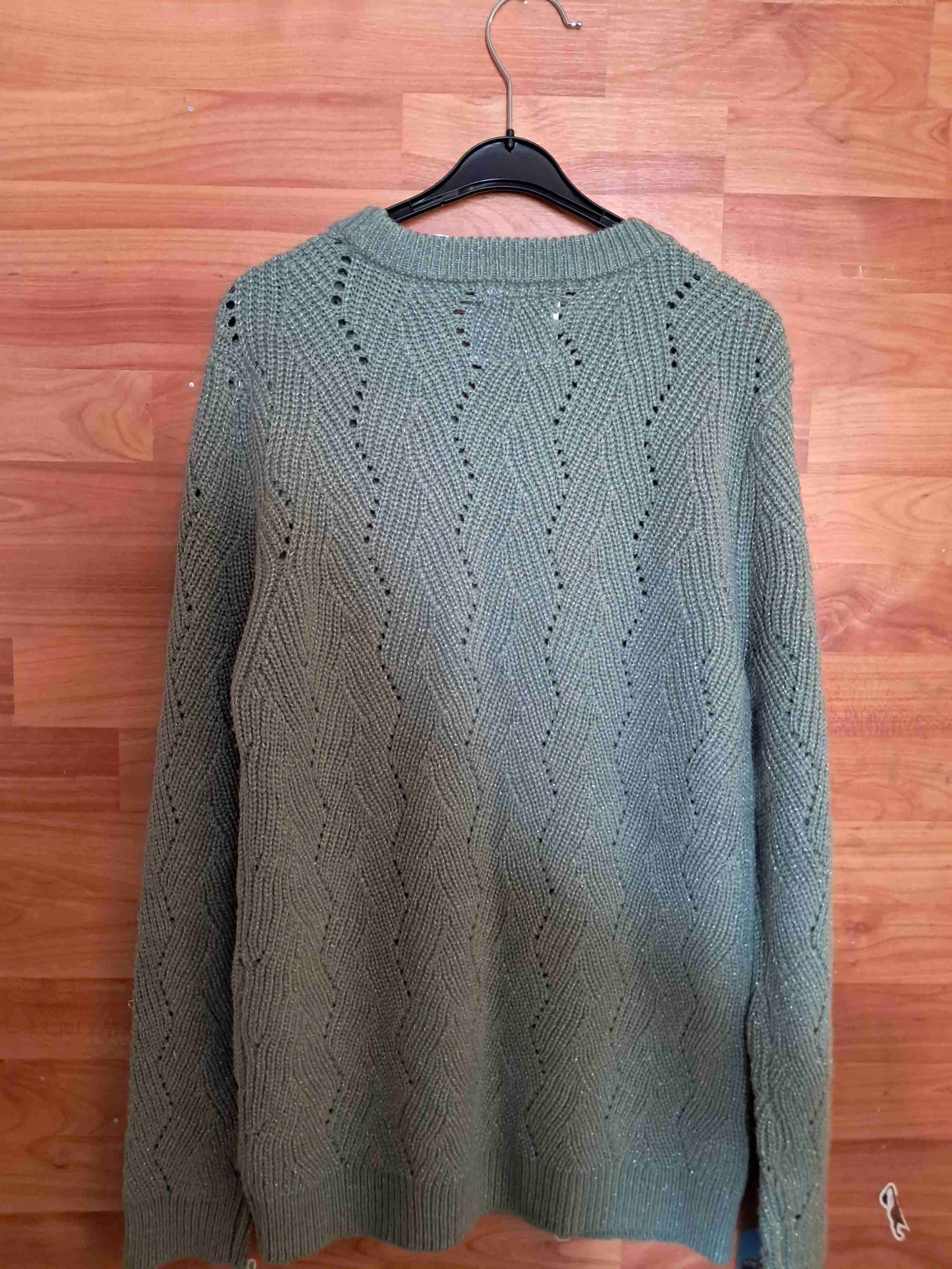 Suéter verde  tejido - miniatura 2