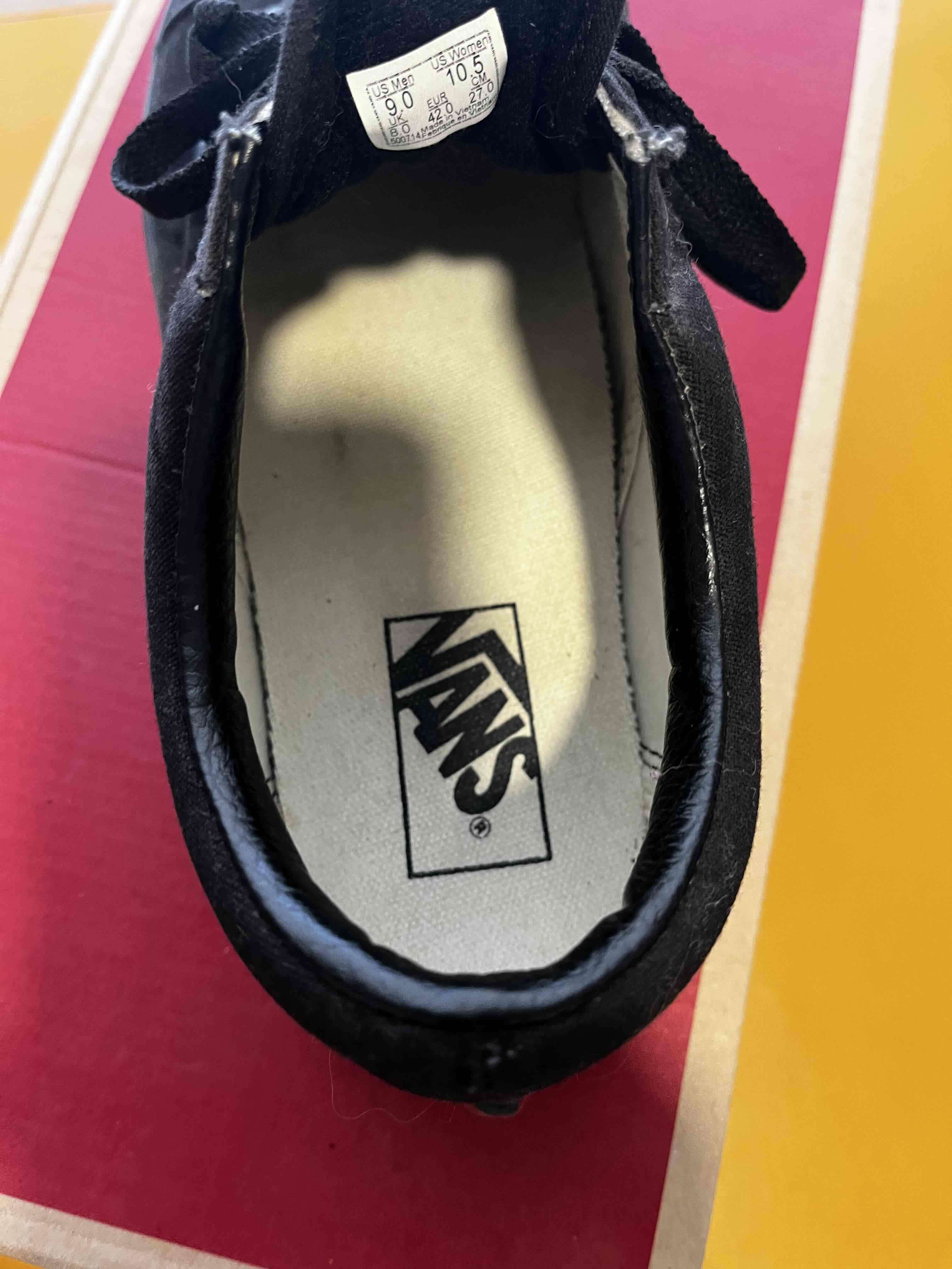 Zapatillas negras Vans - miniatura 2