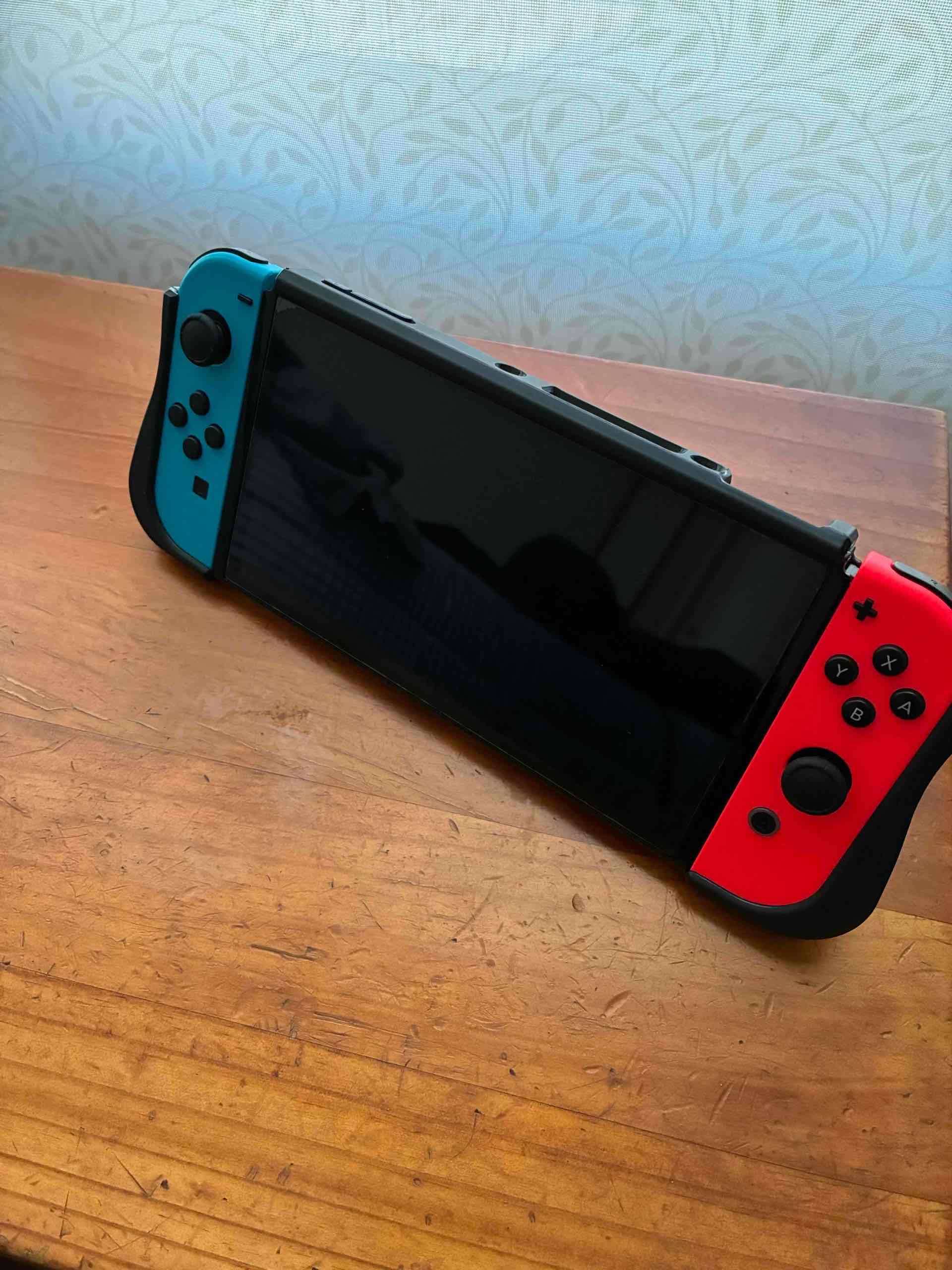 Consola Nintendo Switch OLED con accesorios - miniatura 2