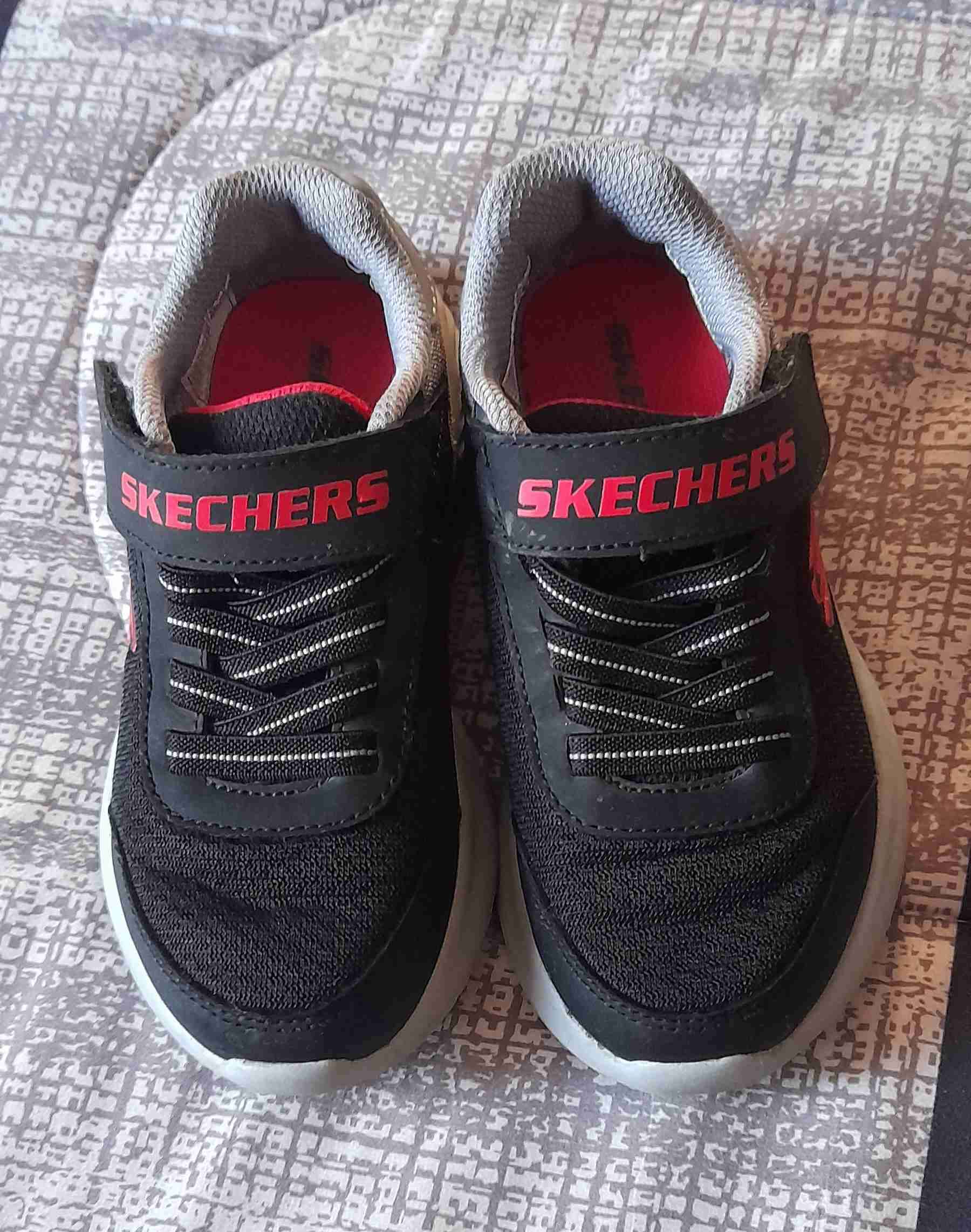 Zapatillas Skechers negras para niños número 26 - miniatura 2
