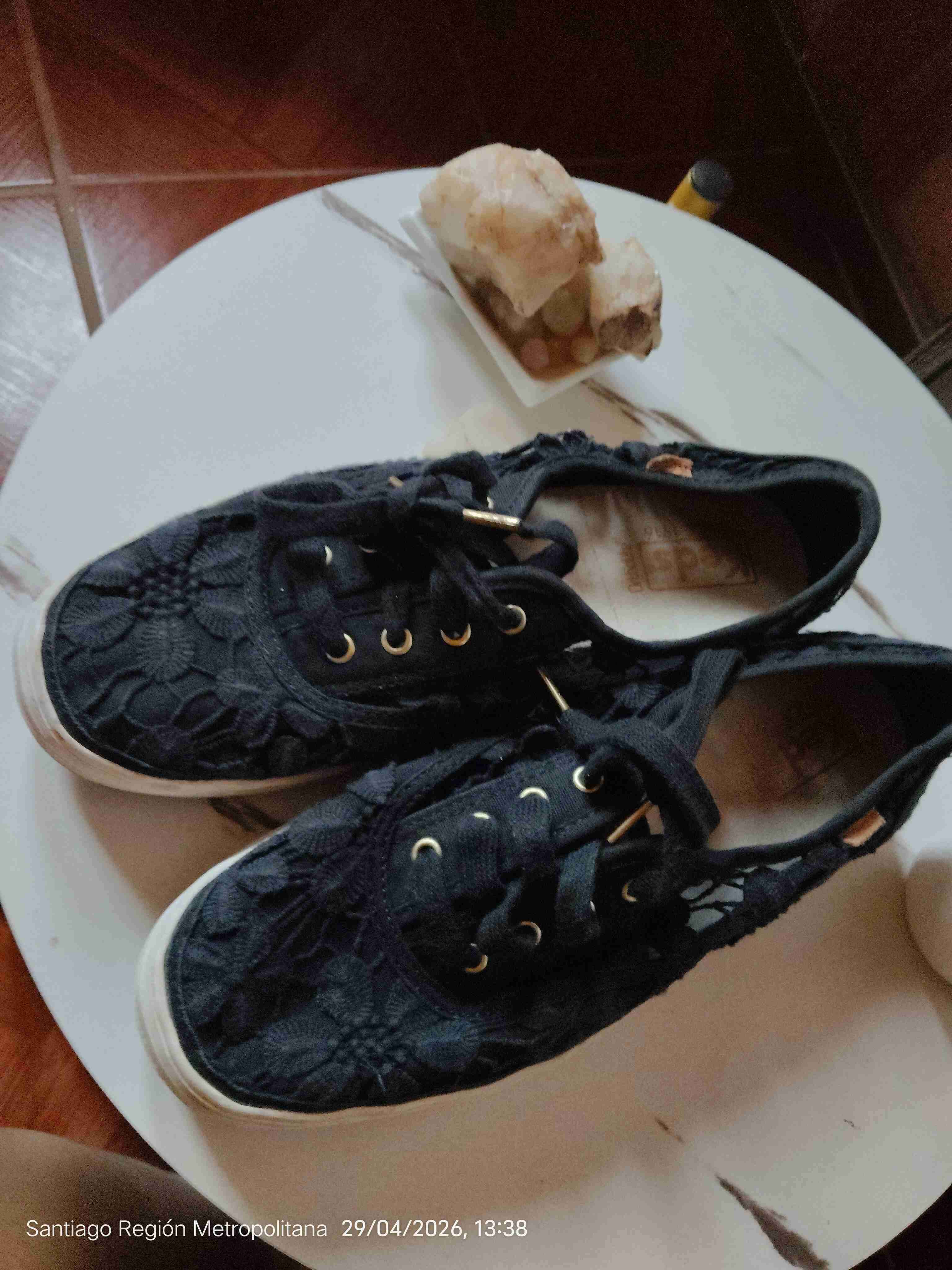 Zapatillas negras de encaje marca keds - miniatura 2