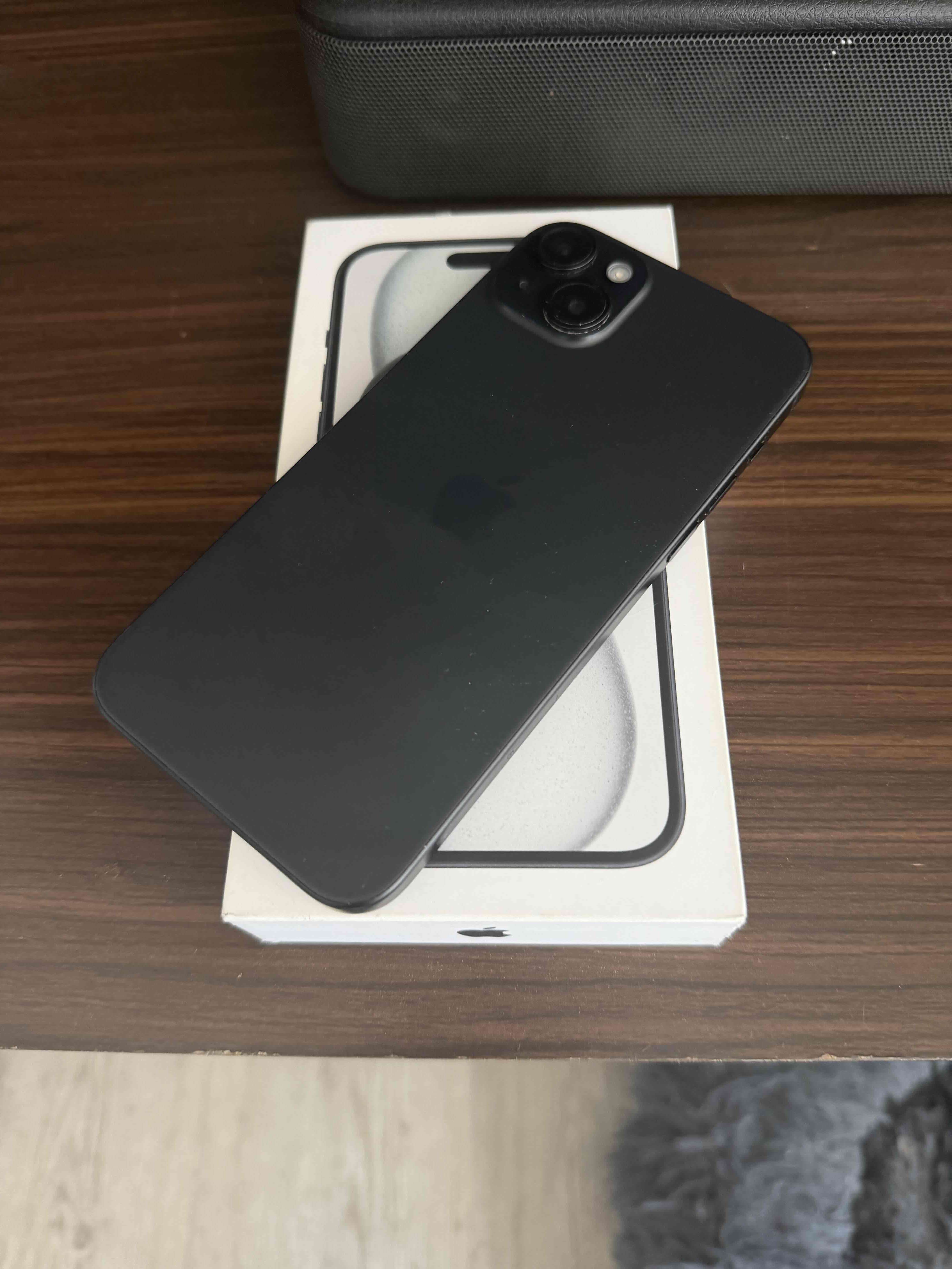 iPhone 15 plus 128gb - miniatura 1