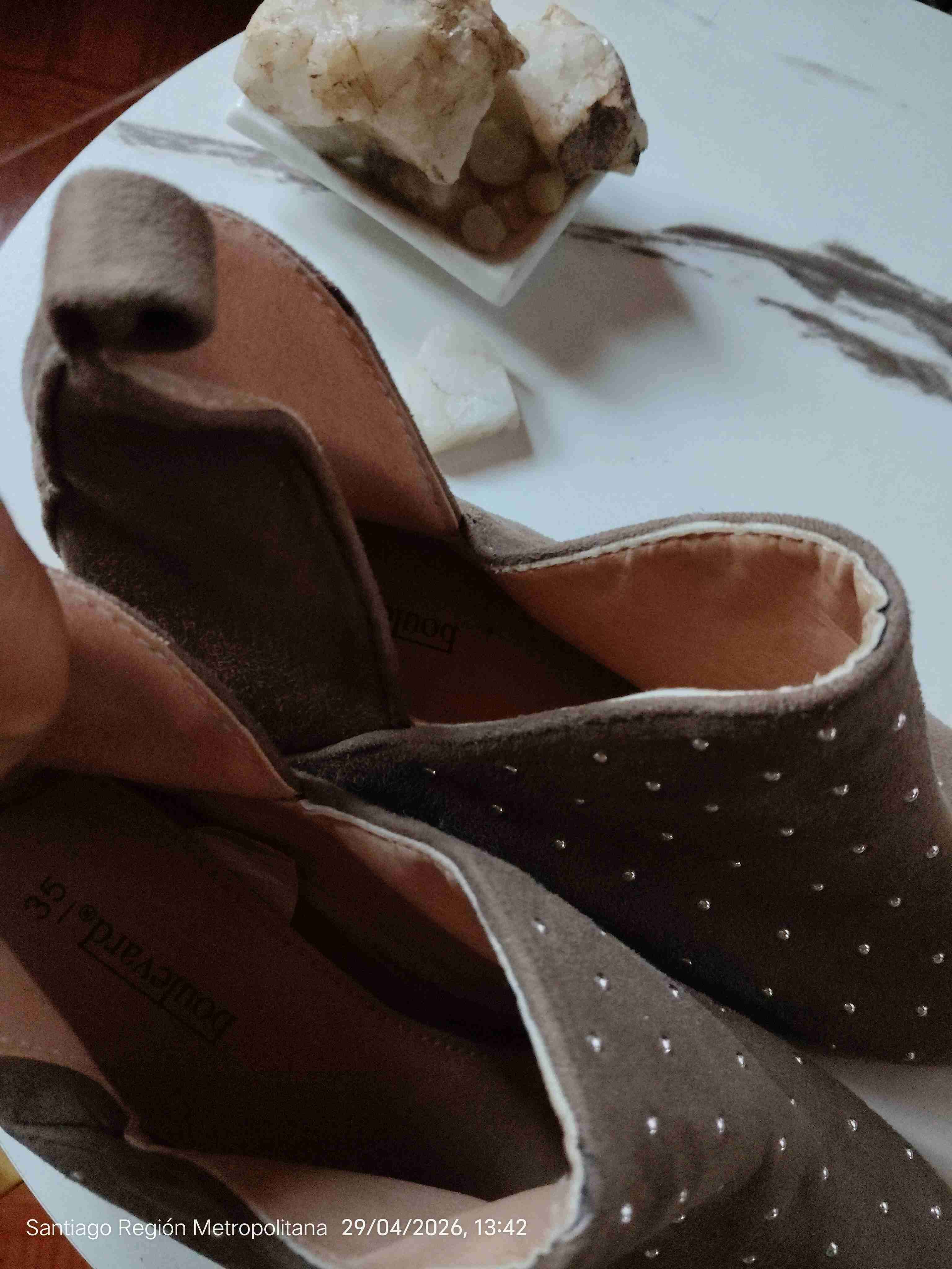 Botines marrones con tachas talla 35 - miniatura 3