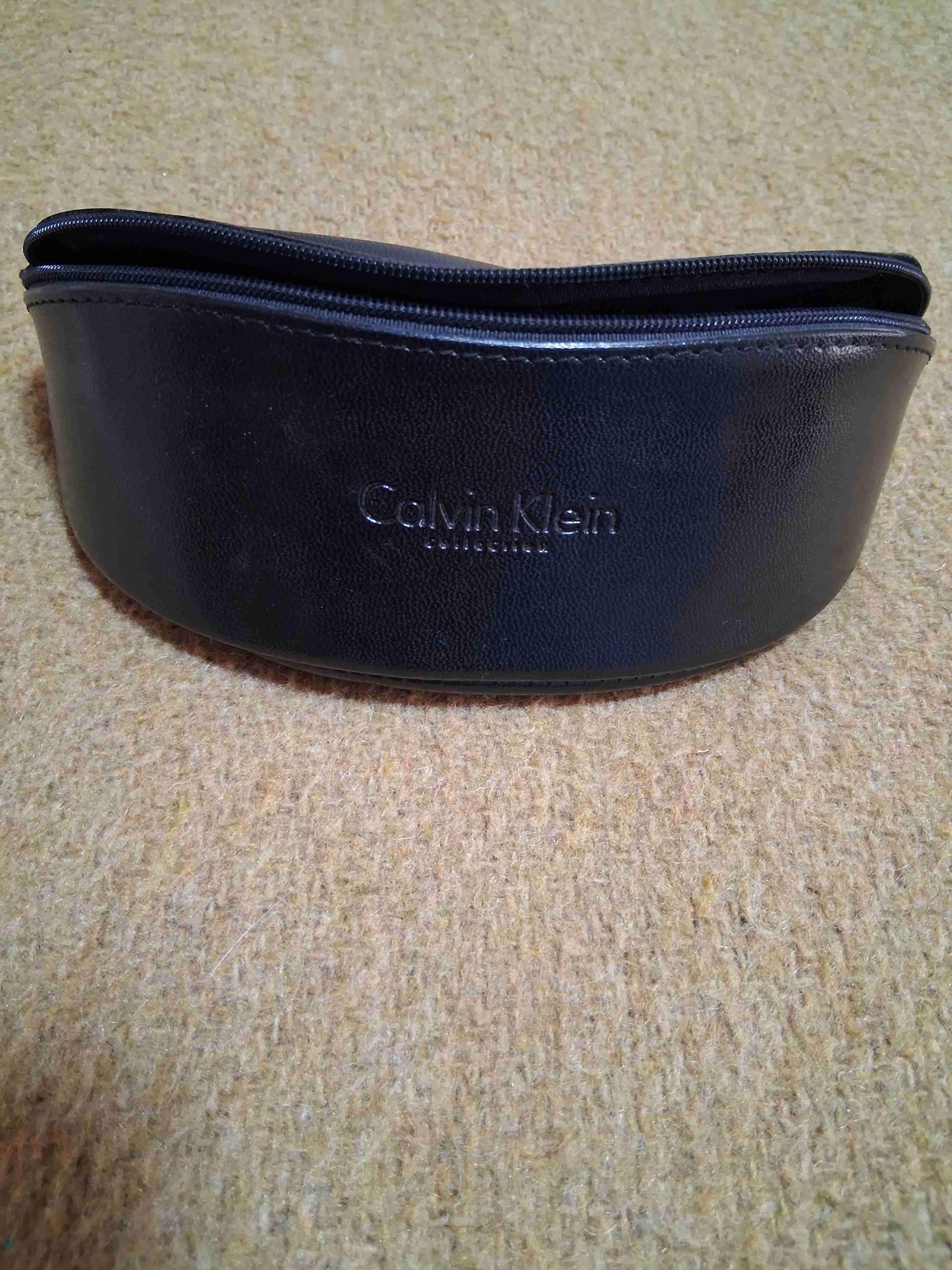 Estuche original lentes Calvin Klein negro - miniatura 1