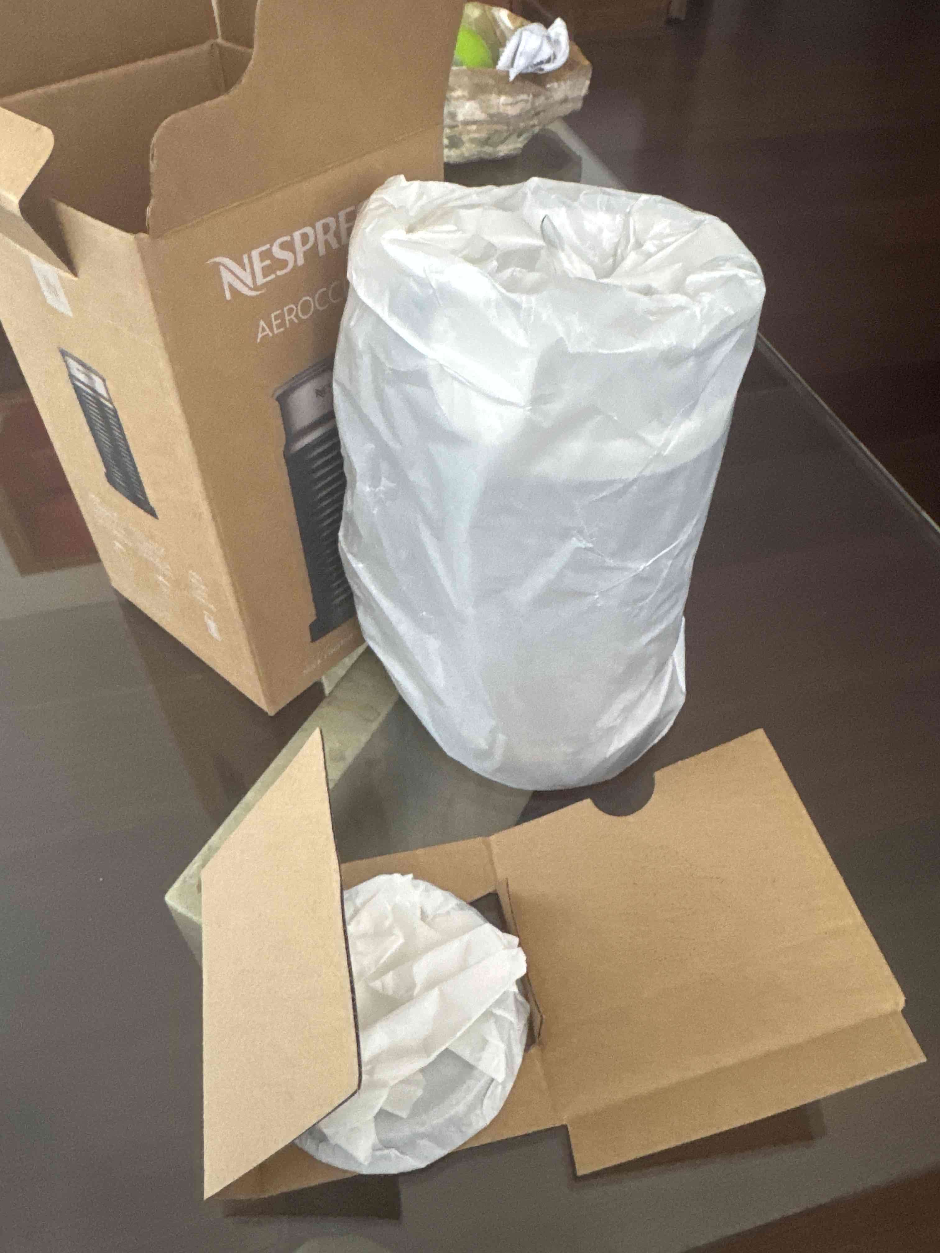 Espumador de leche Nespresso Aeroccino 3 - miniatura 2