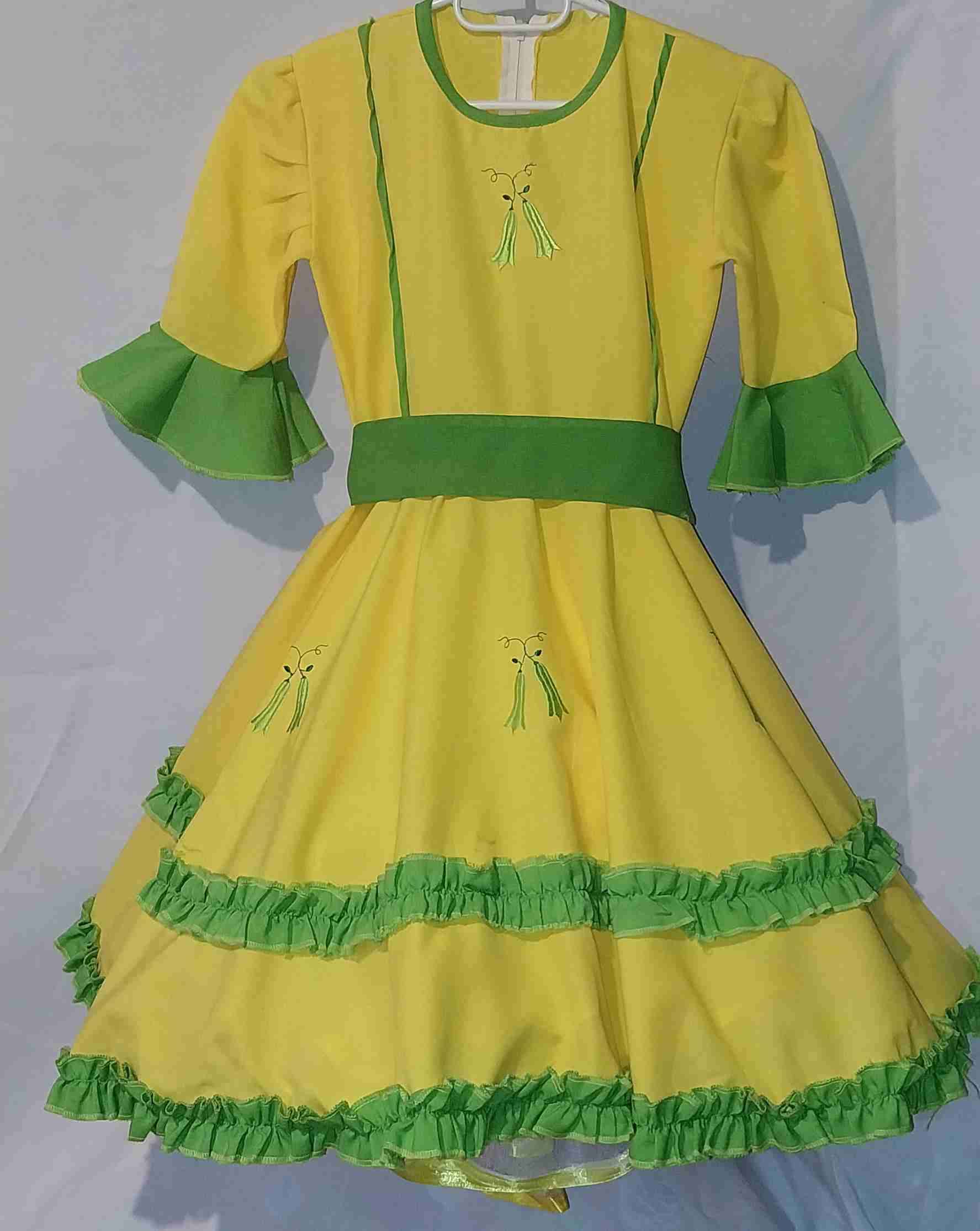 Vestido típico de cueca amarillo y verde talla 10 - miniatura 2