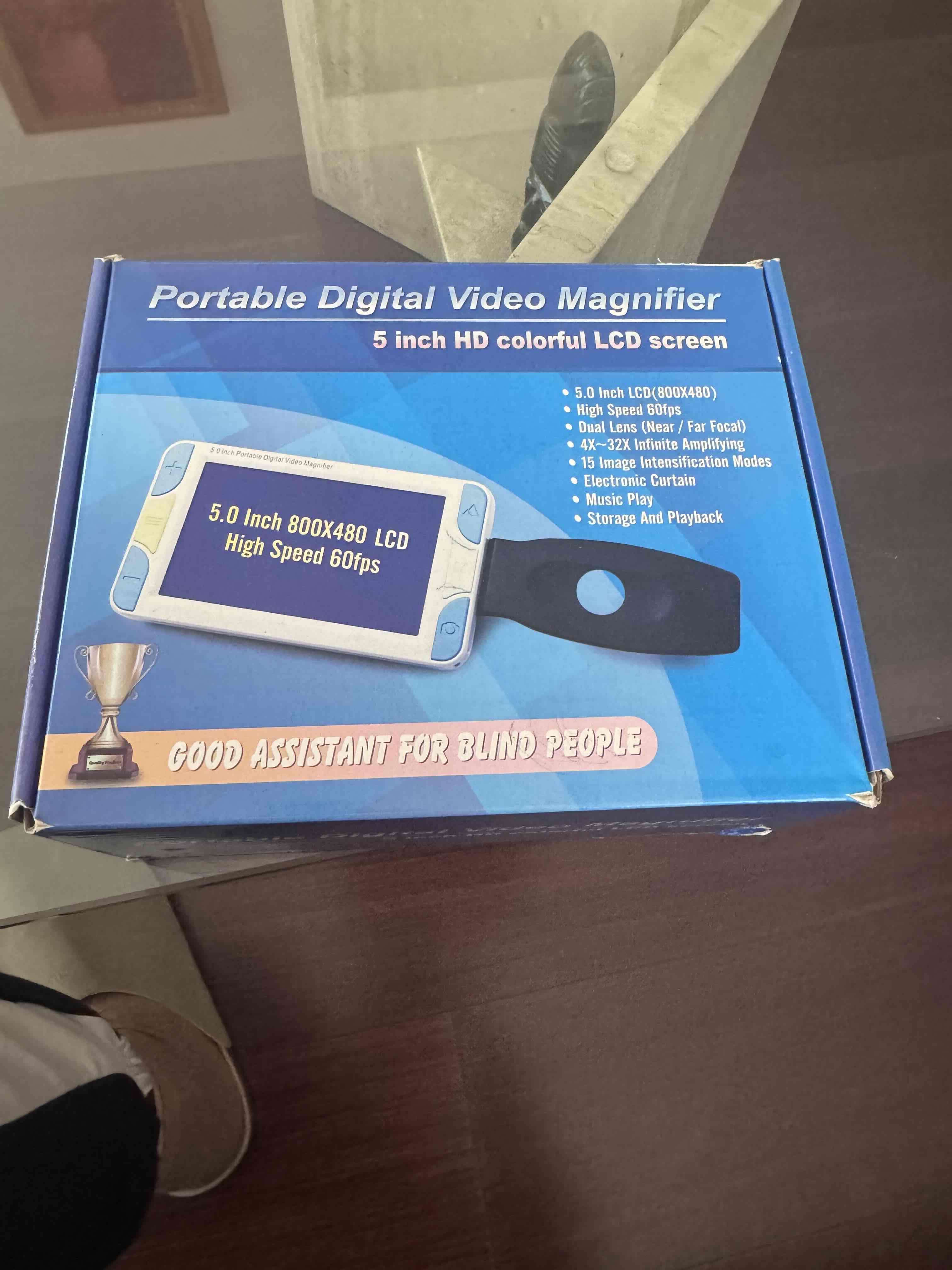 Lupa electrónica portátil 5.0" - miniatura 2