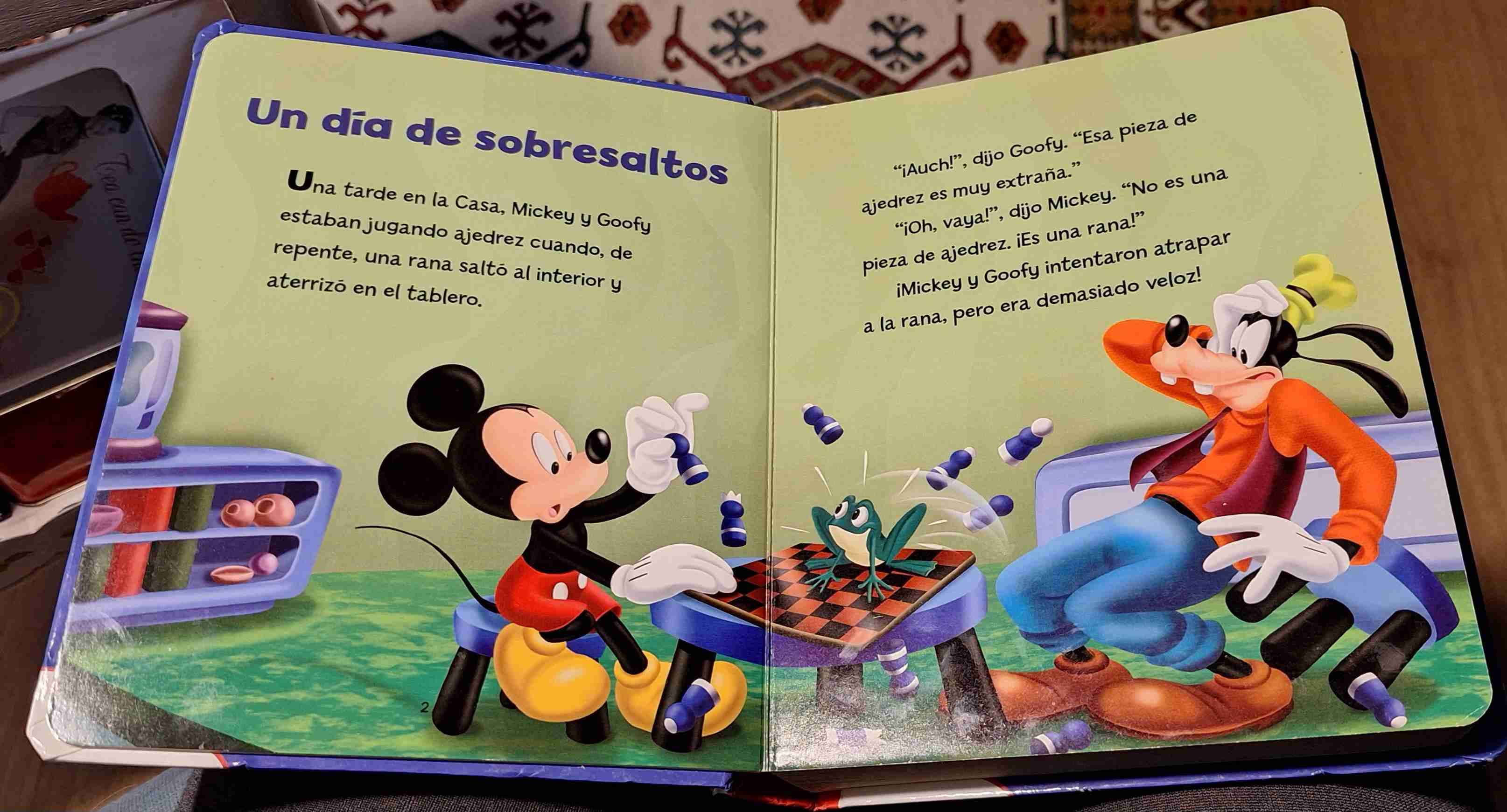 Libro Disney Una mano amiga - miniatura 2