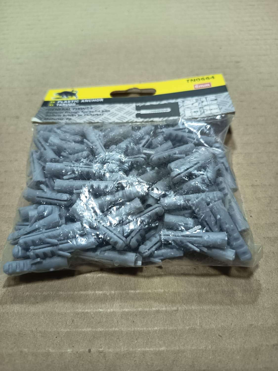 Pack 100 Tarugos Plásticos 6mm - Toro Negro - miniatura 3