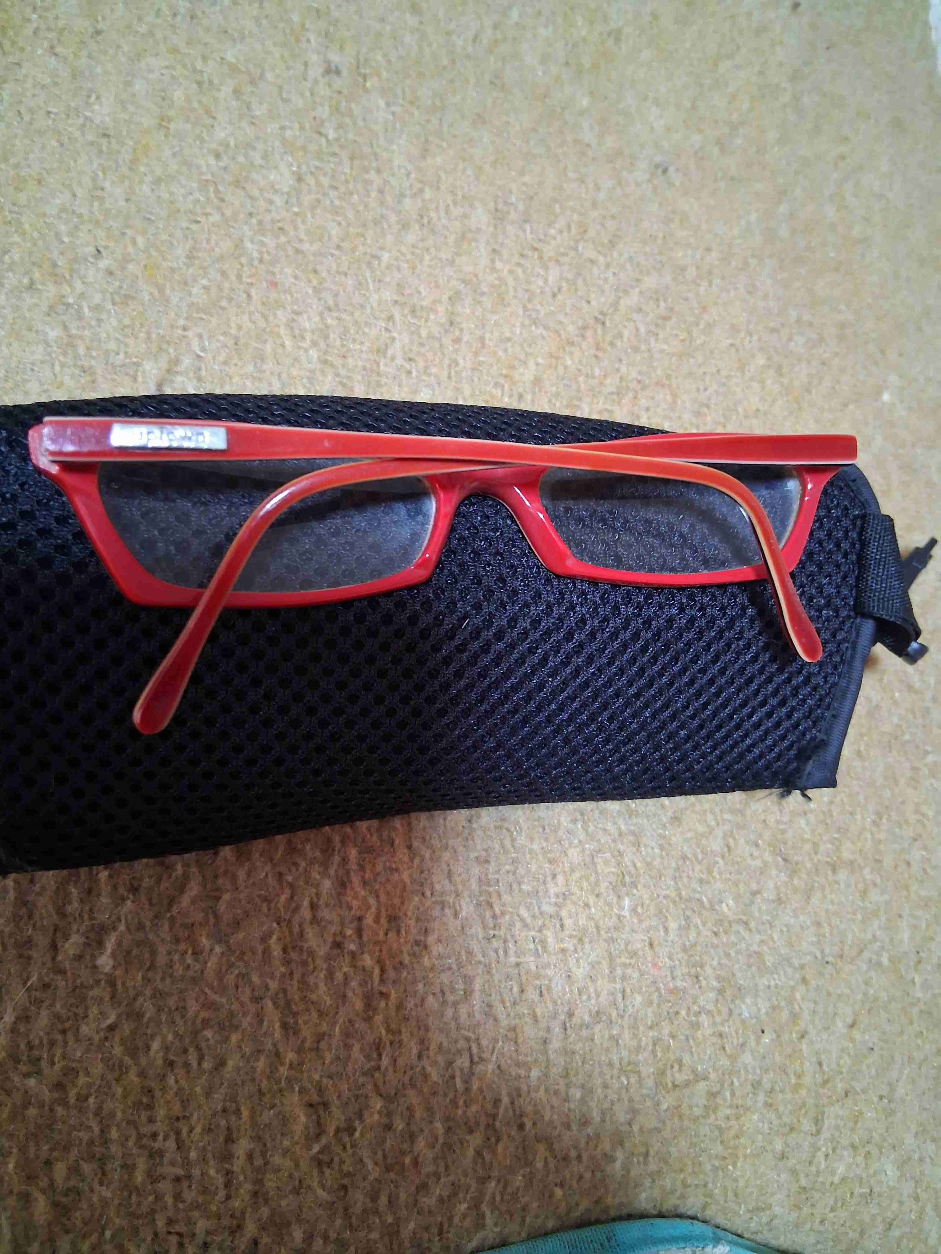 Lentes de lectura rojos marca UP TOWN( argentina) - miniatura 2