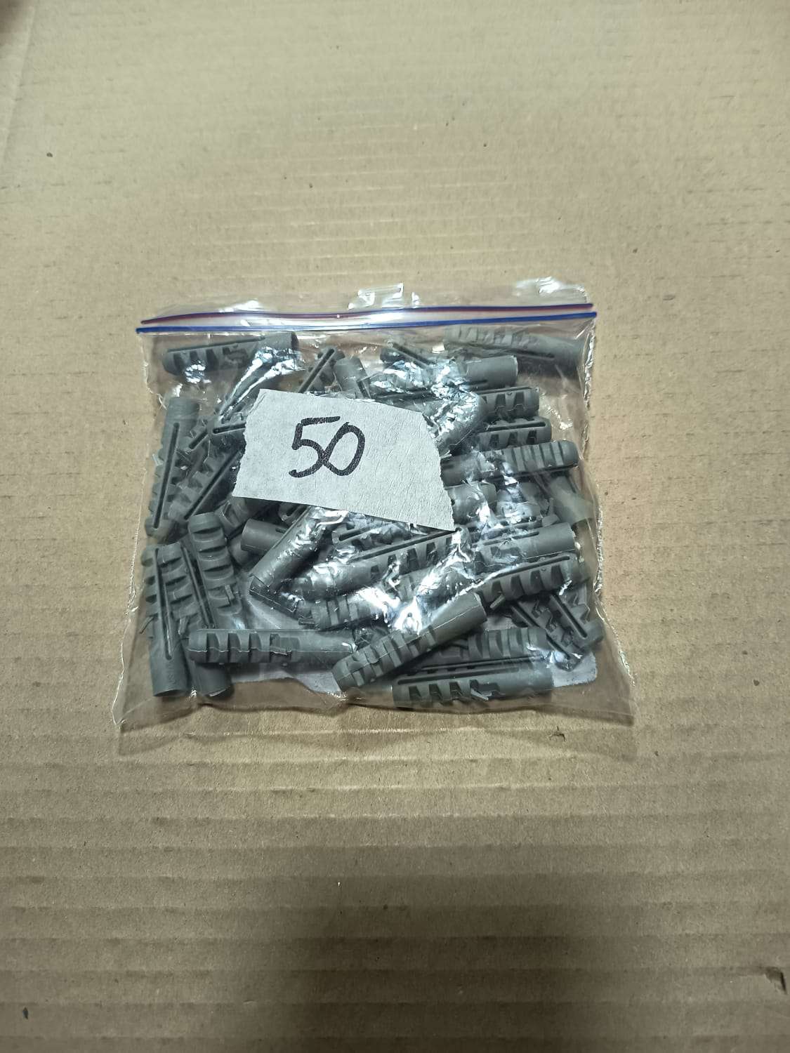 Pack 50 Tarugos Plásticos 10mm - miniatura 2