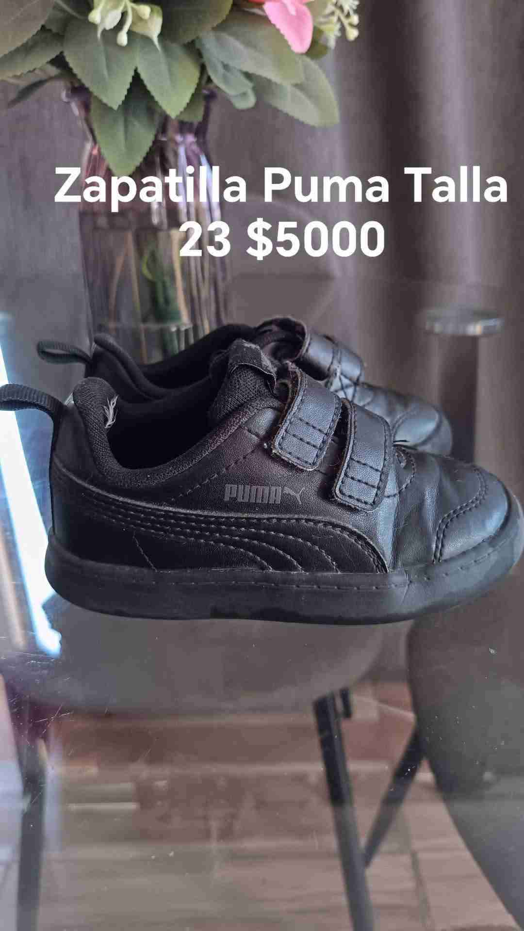 Zapatillas Puma negras talla 23