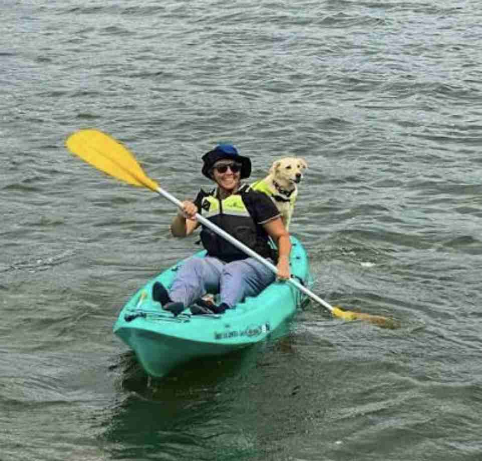 Kayak  profesional buen estado - miniatura 2