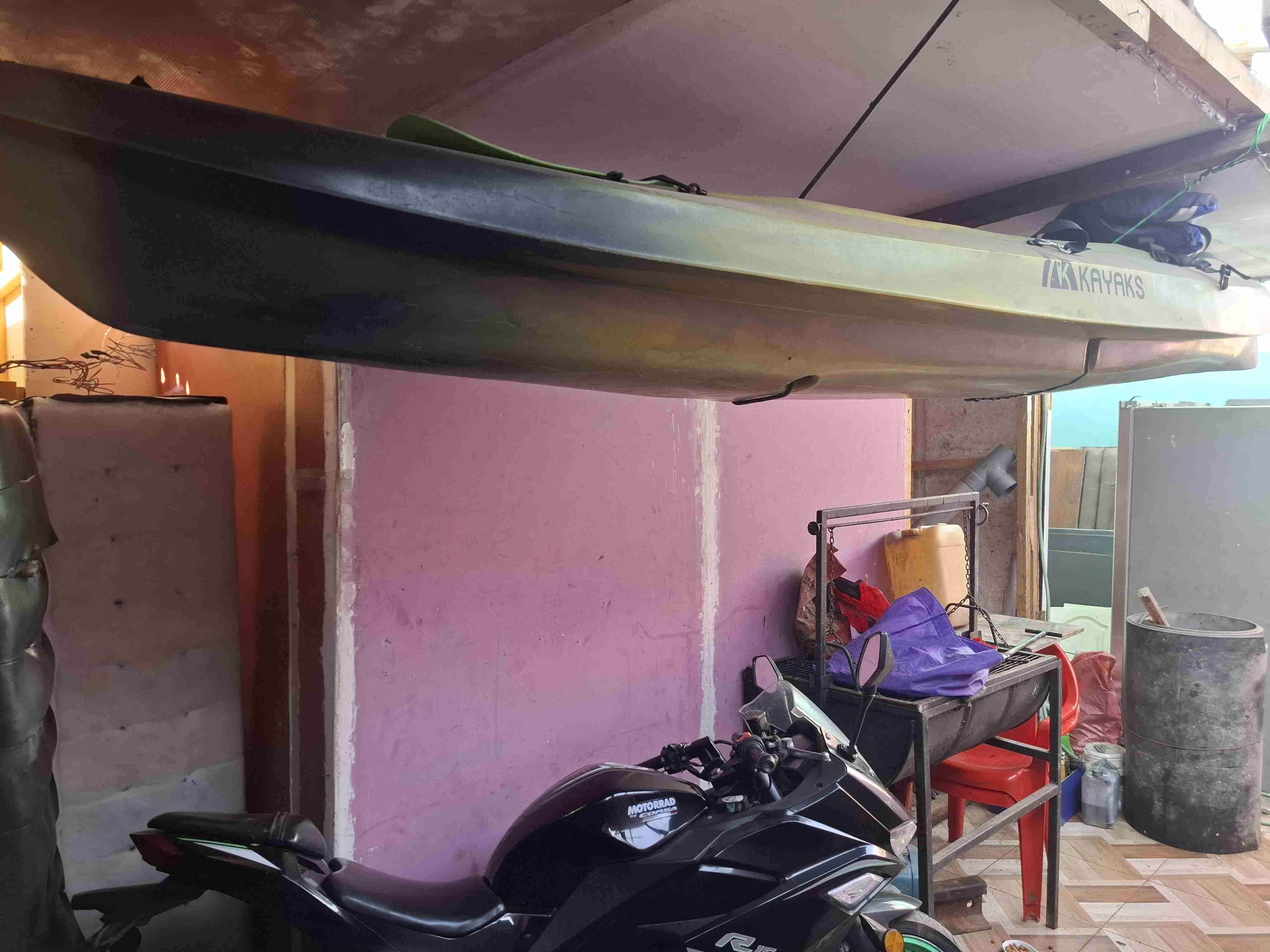 Kayak  profesional buen estado - miniatura 4