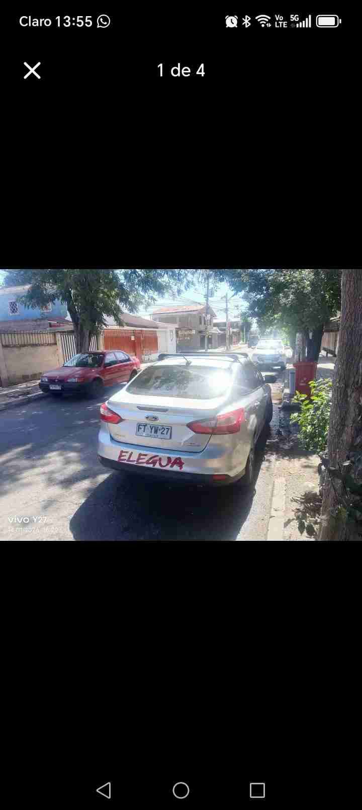 Auto Ford Focus Gris - miniatura 4