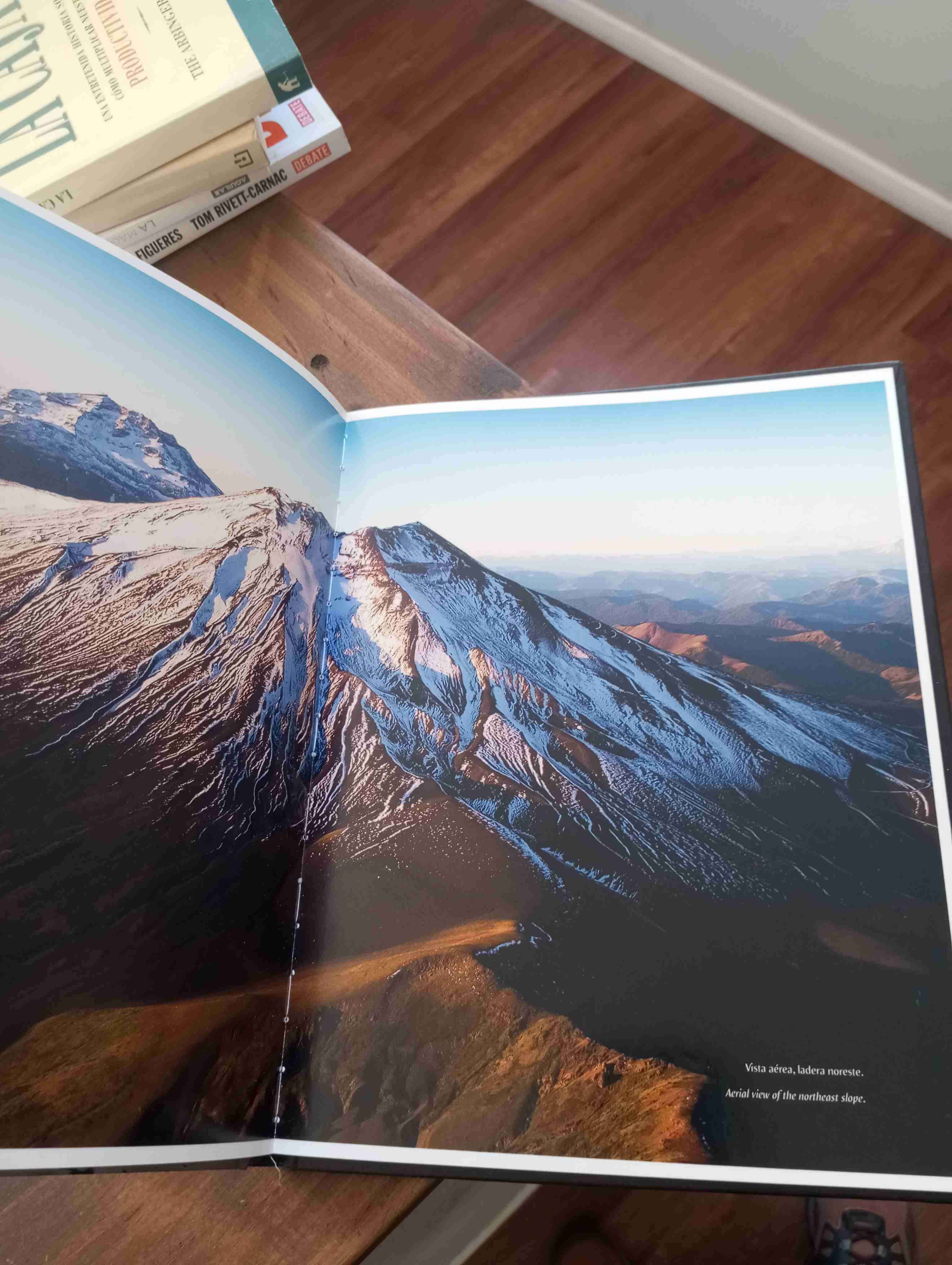 Libro Araucanía: región de volcanes - miniatura 3