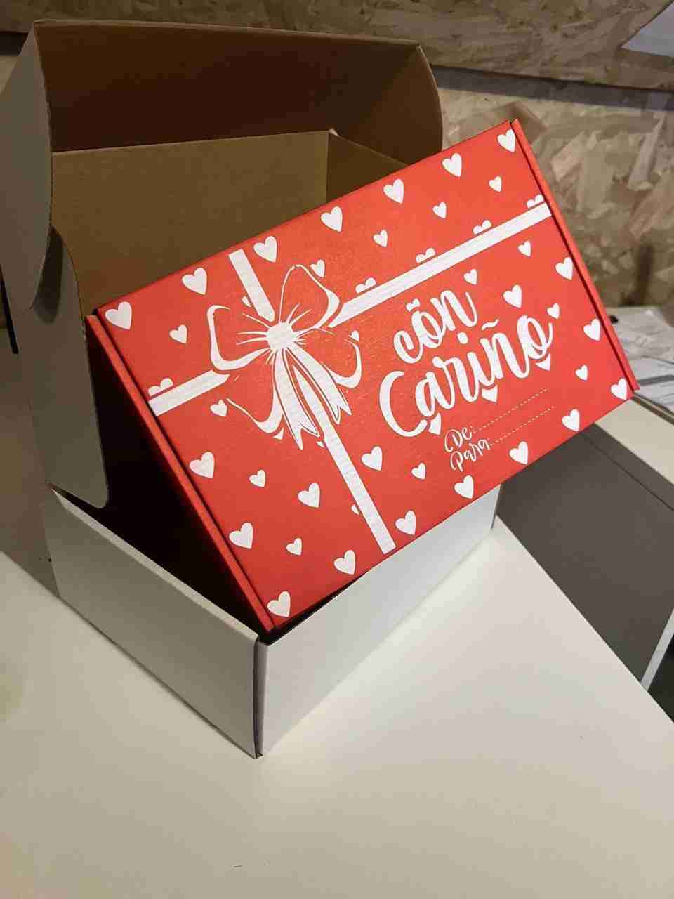 Caja sorpresa con corazones con cariño - miniatura 5