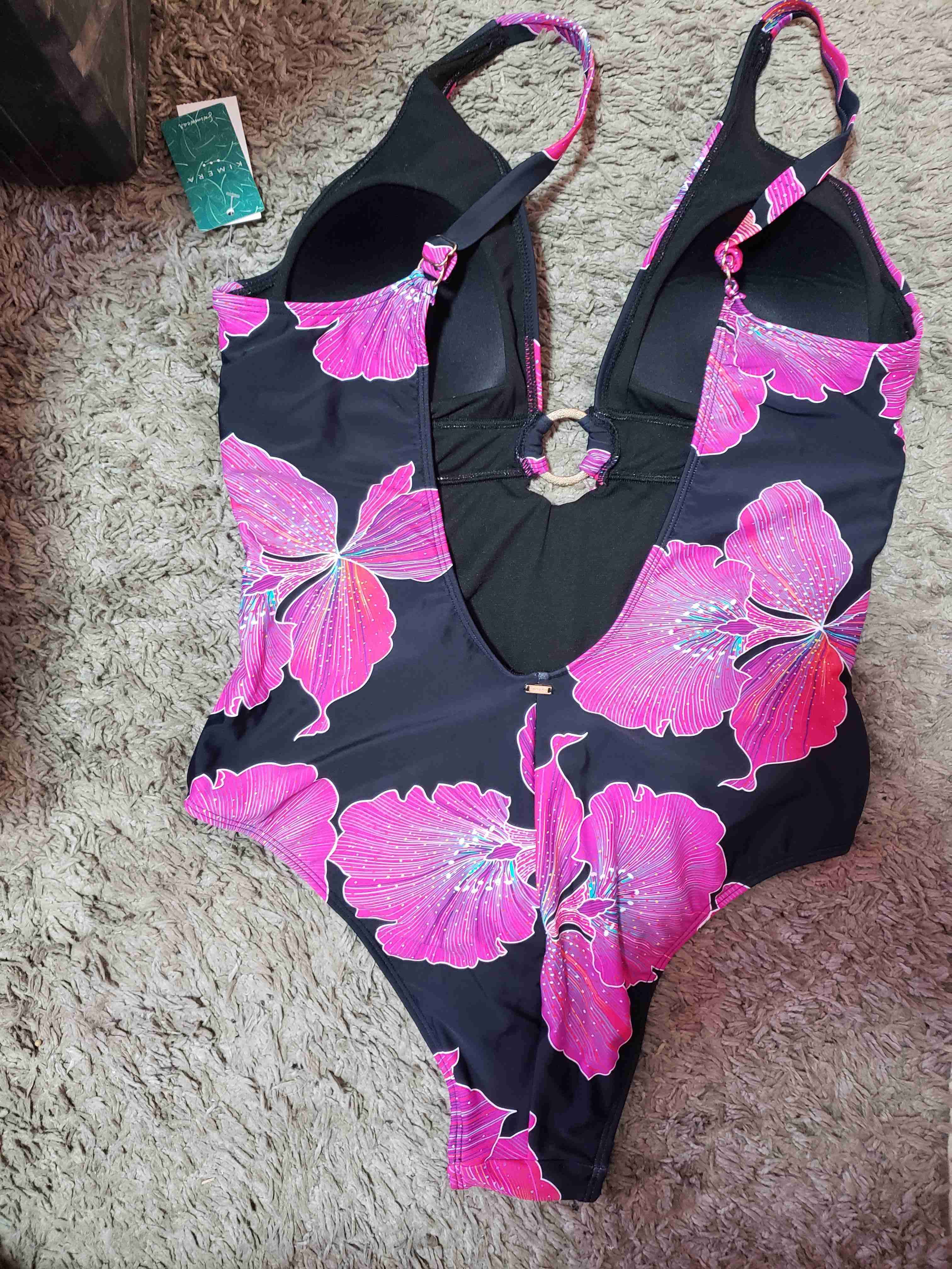 Traje de baño negro con flores - miniatura 2