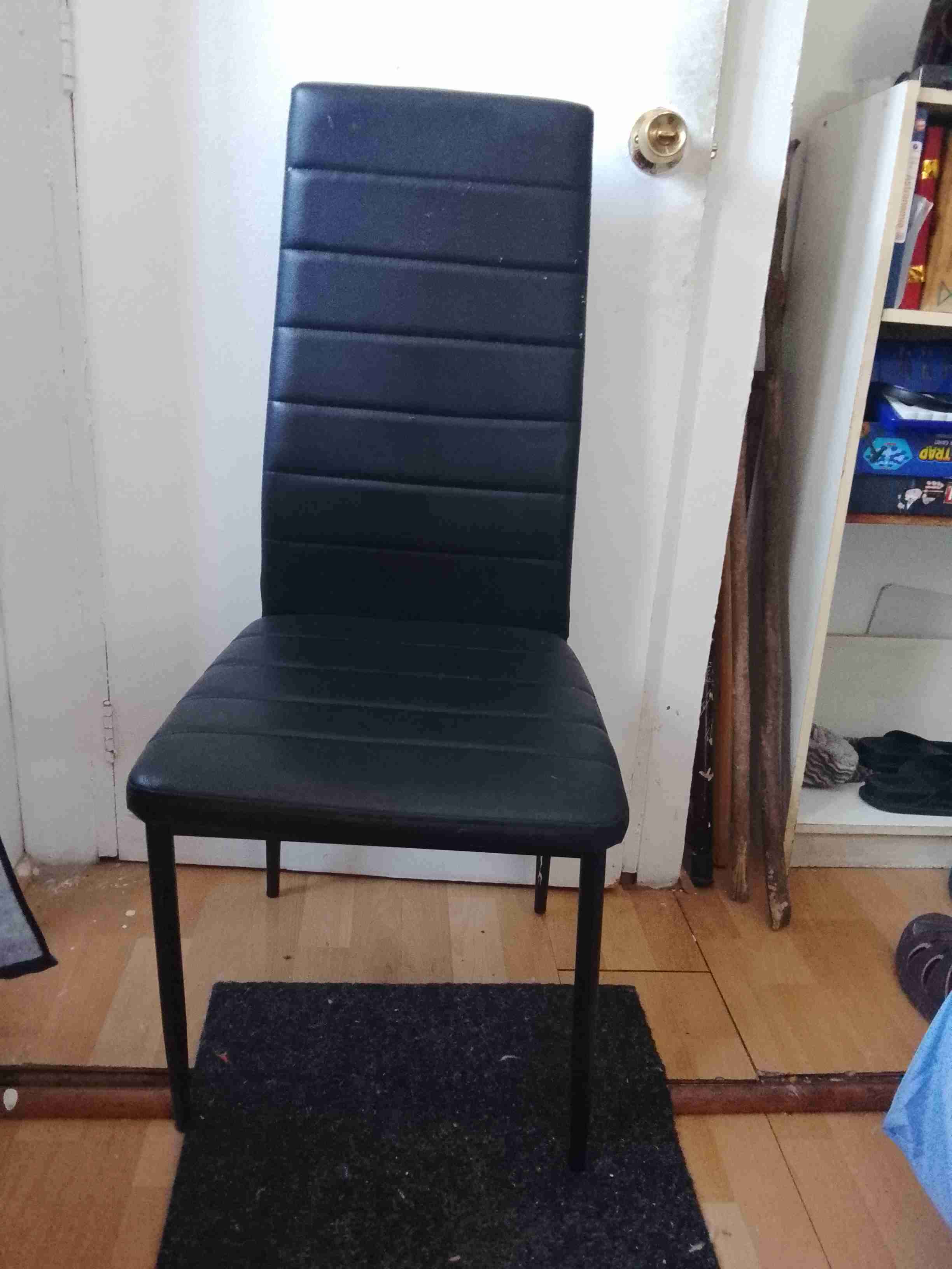 4 Sillas de comedor negras - miniatura 1