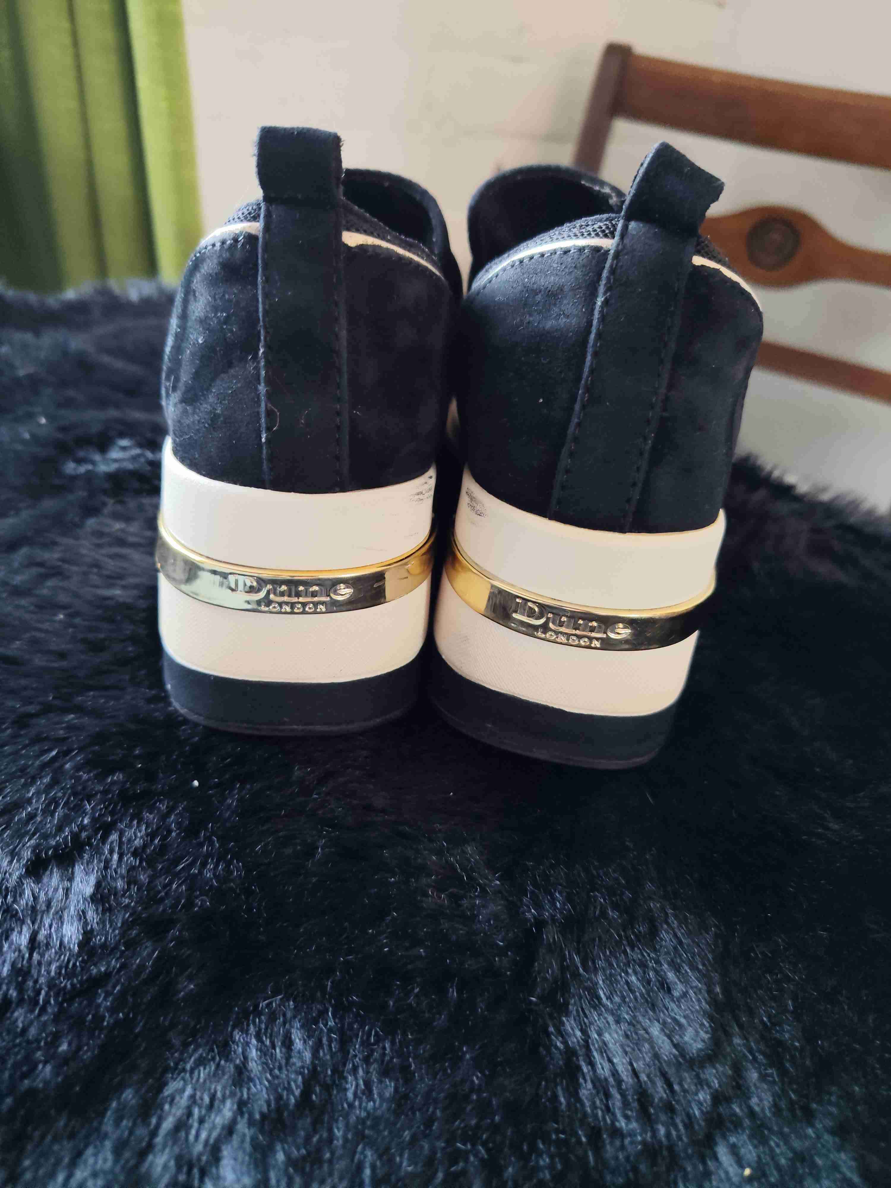 Zapatillas negras deportivas - miniatura 3