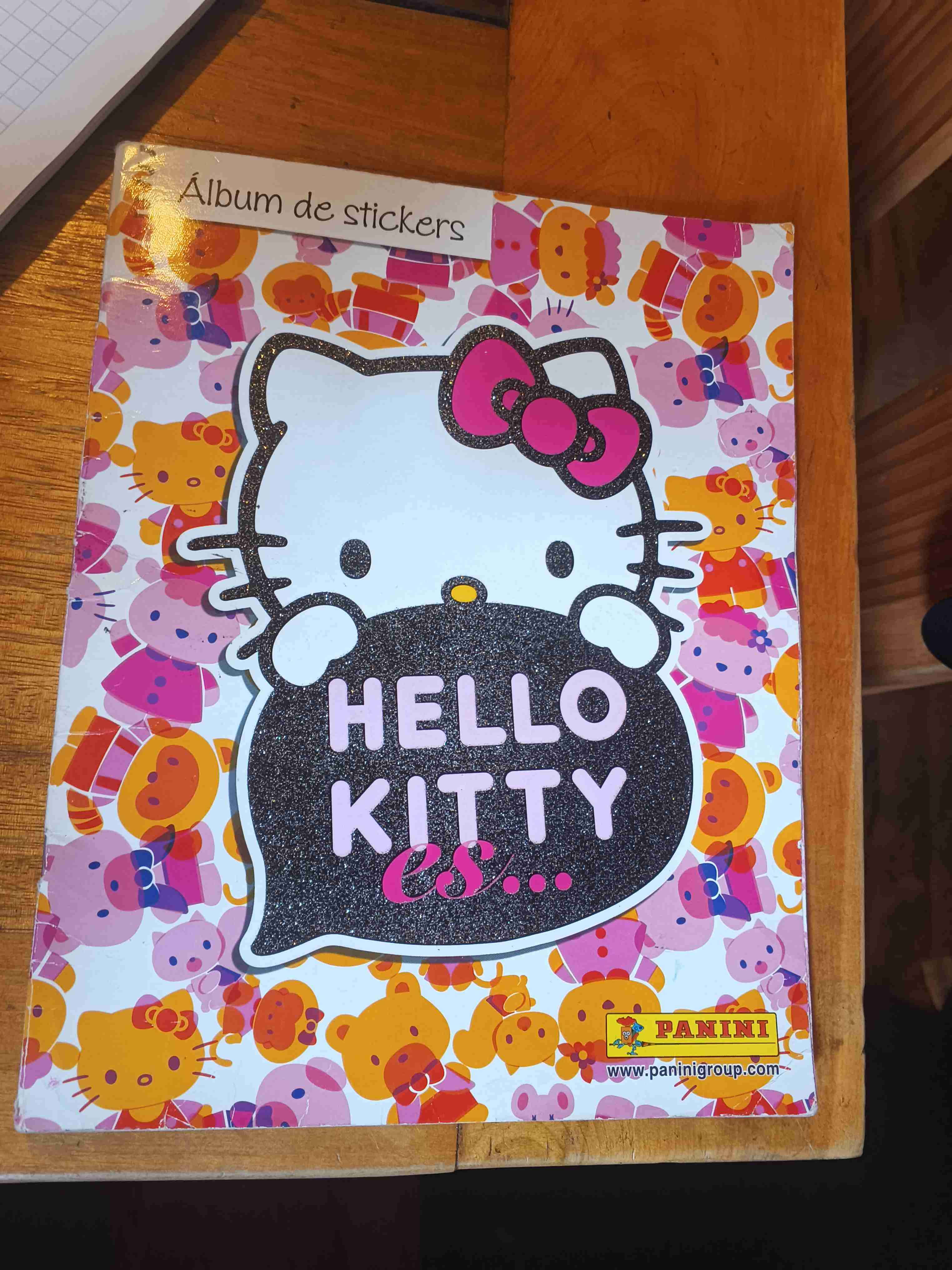 Álbum de stickers Hello Kitty
