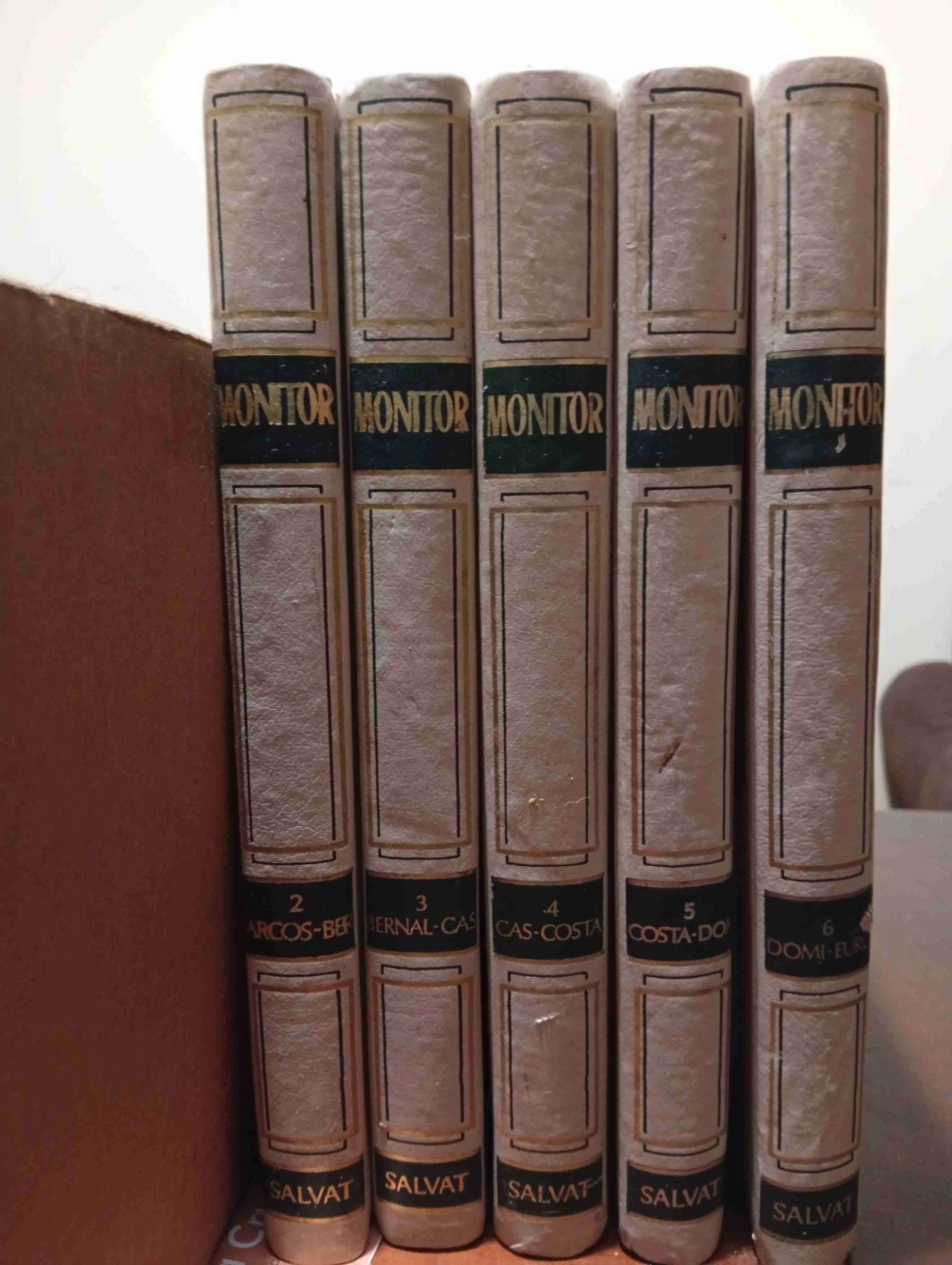 Colección de libros Monitor Salvat