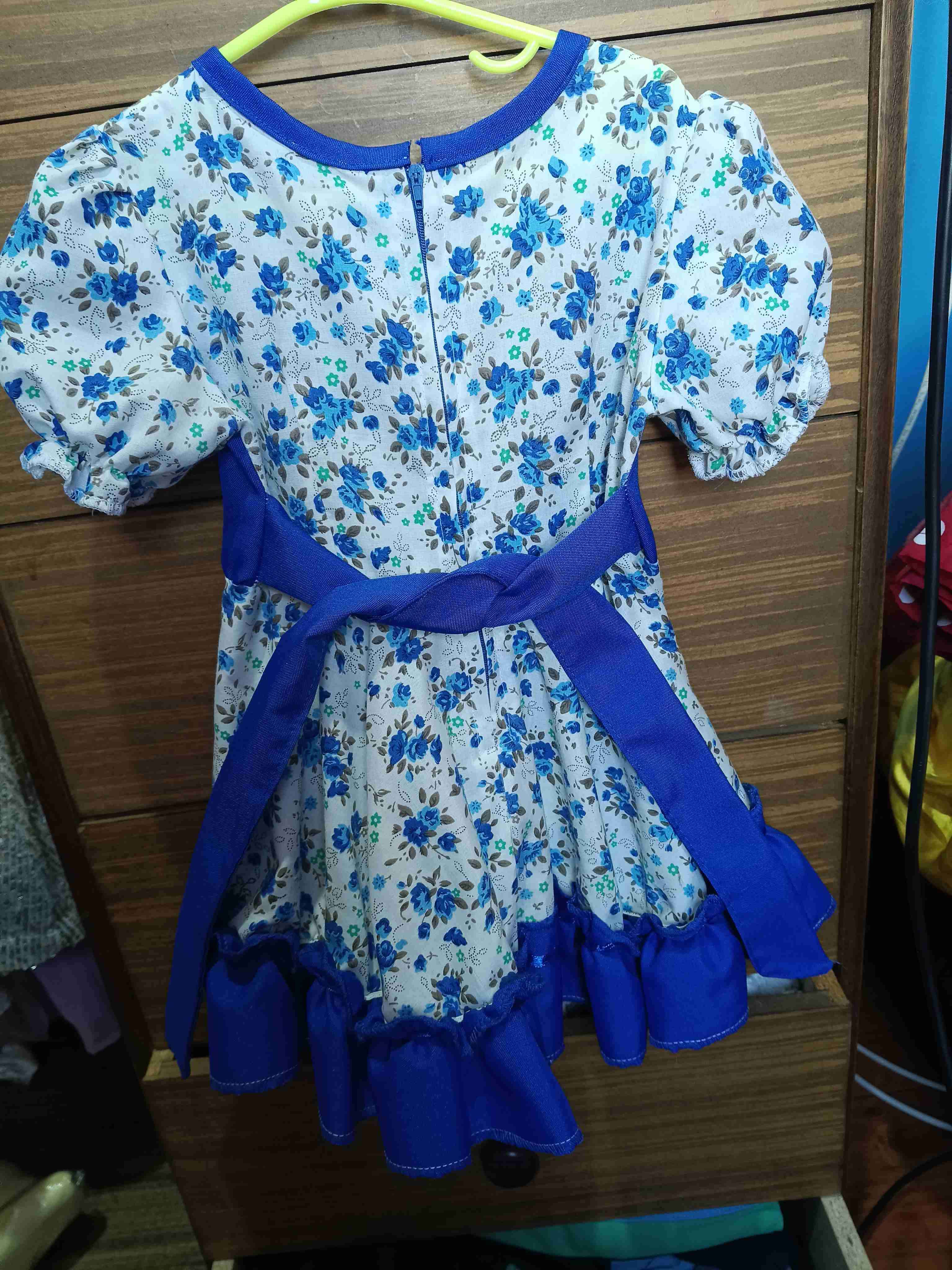 Vestido infantil floral azul de huasa - miniatura 2