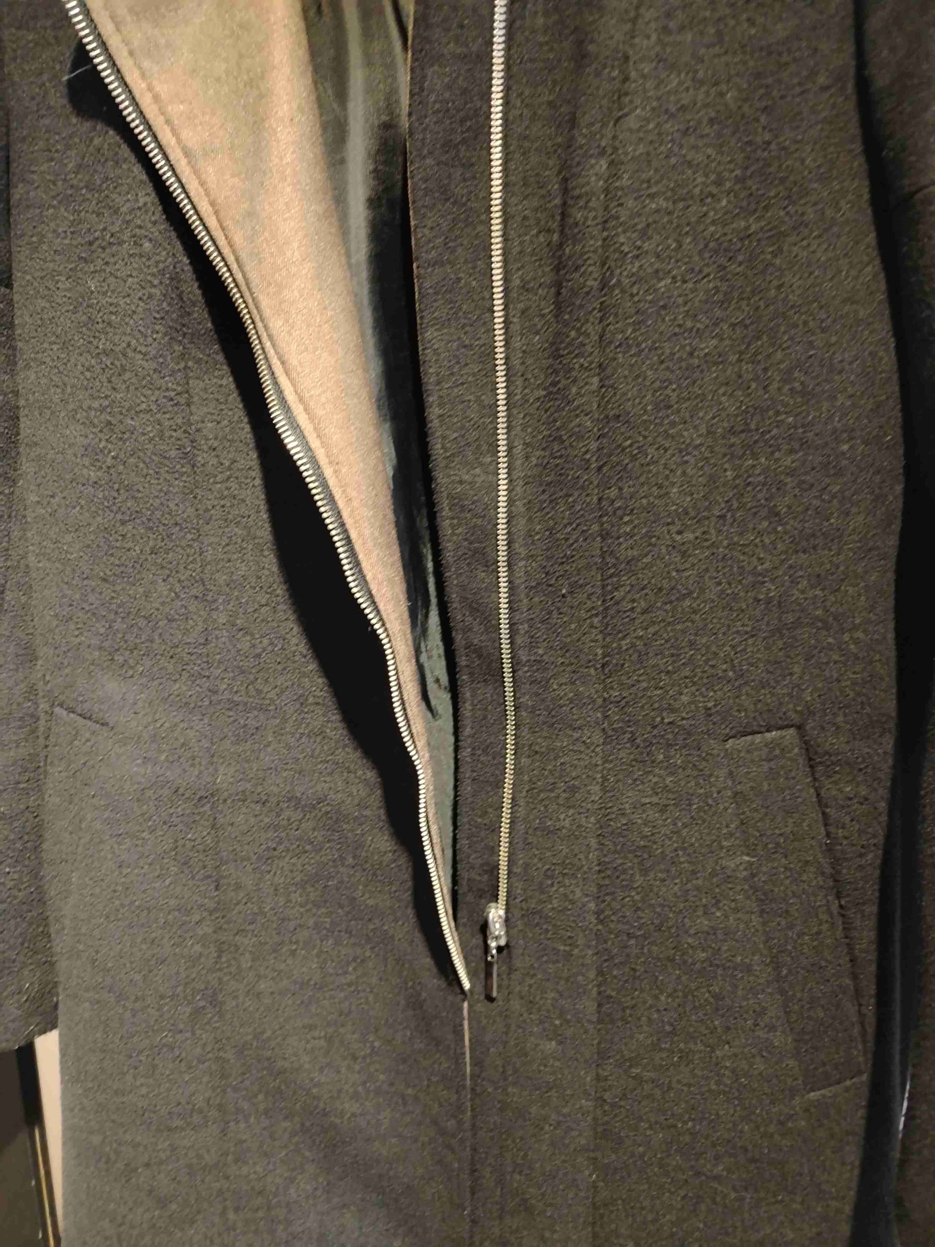 Abrigo negro con cierre XS - miniatura 4