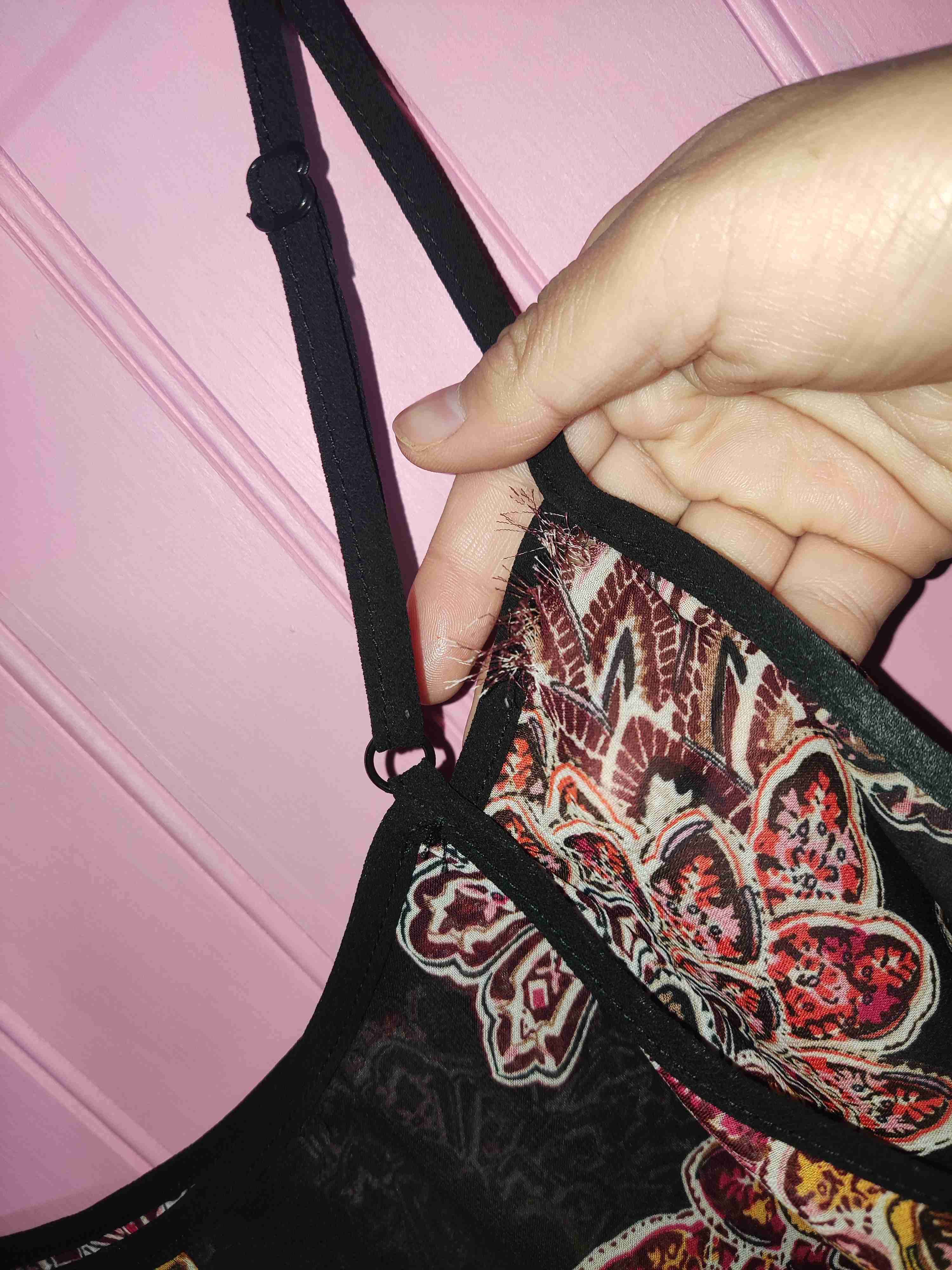 Blusa con estampado floral y flecos - miniatura 2