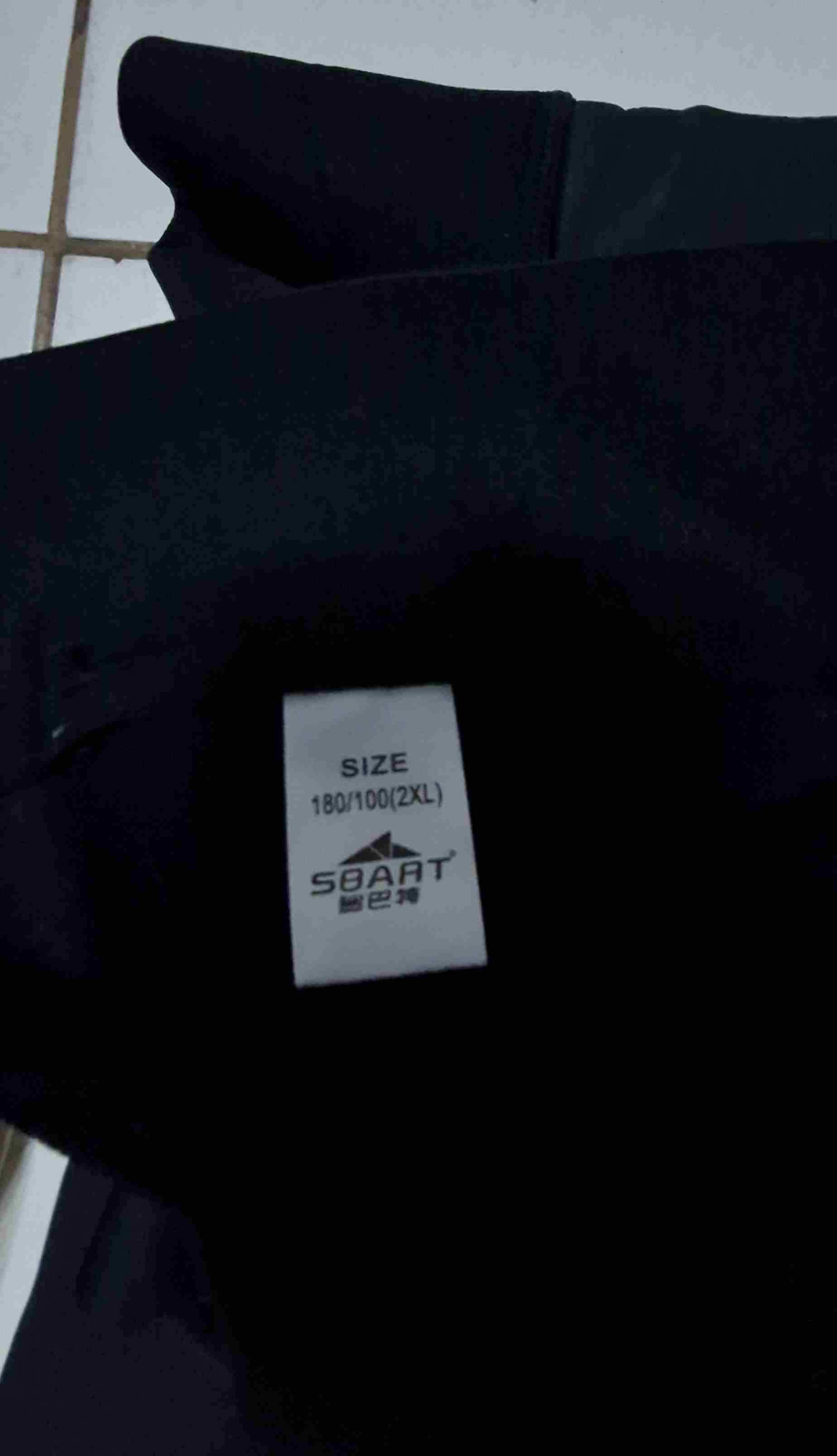 Traje de neopreno corto negro - miniatura 2