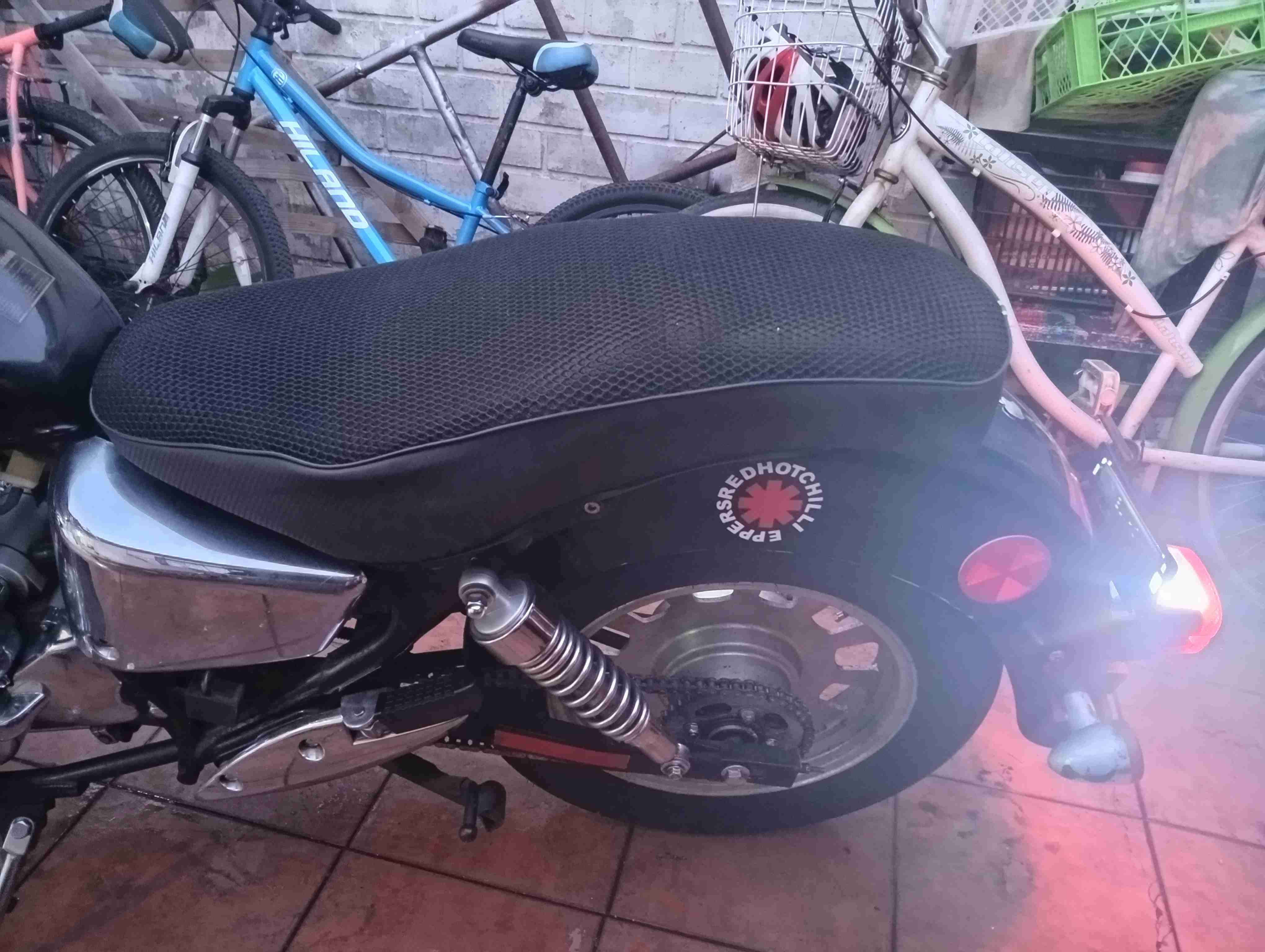 Moto Superlight negra - miniatura 2