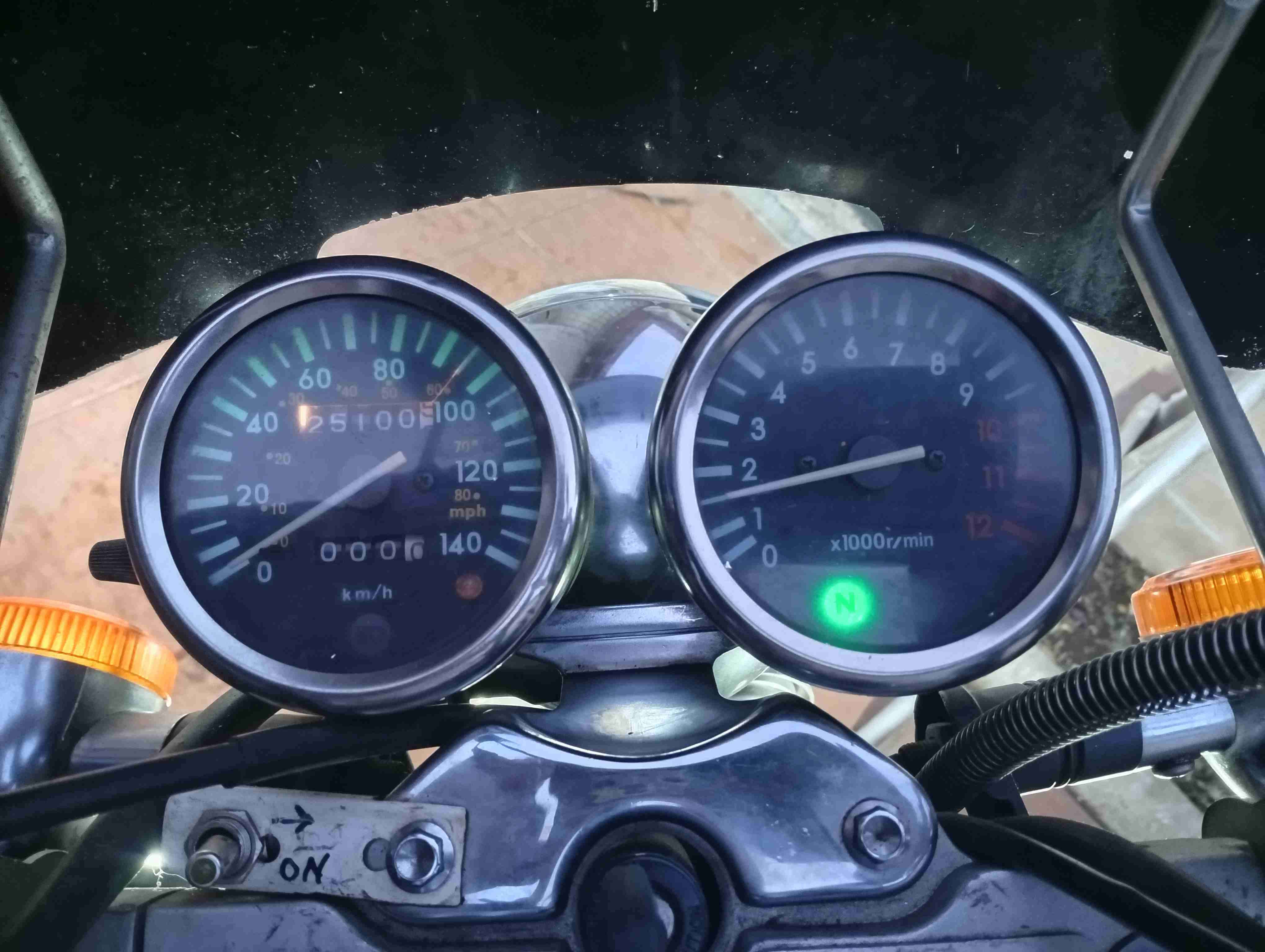 Moto Superlight negra - miniatura 6