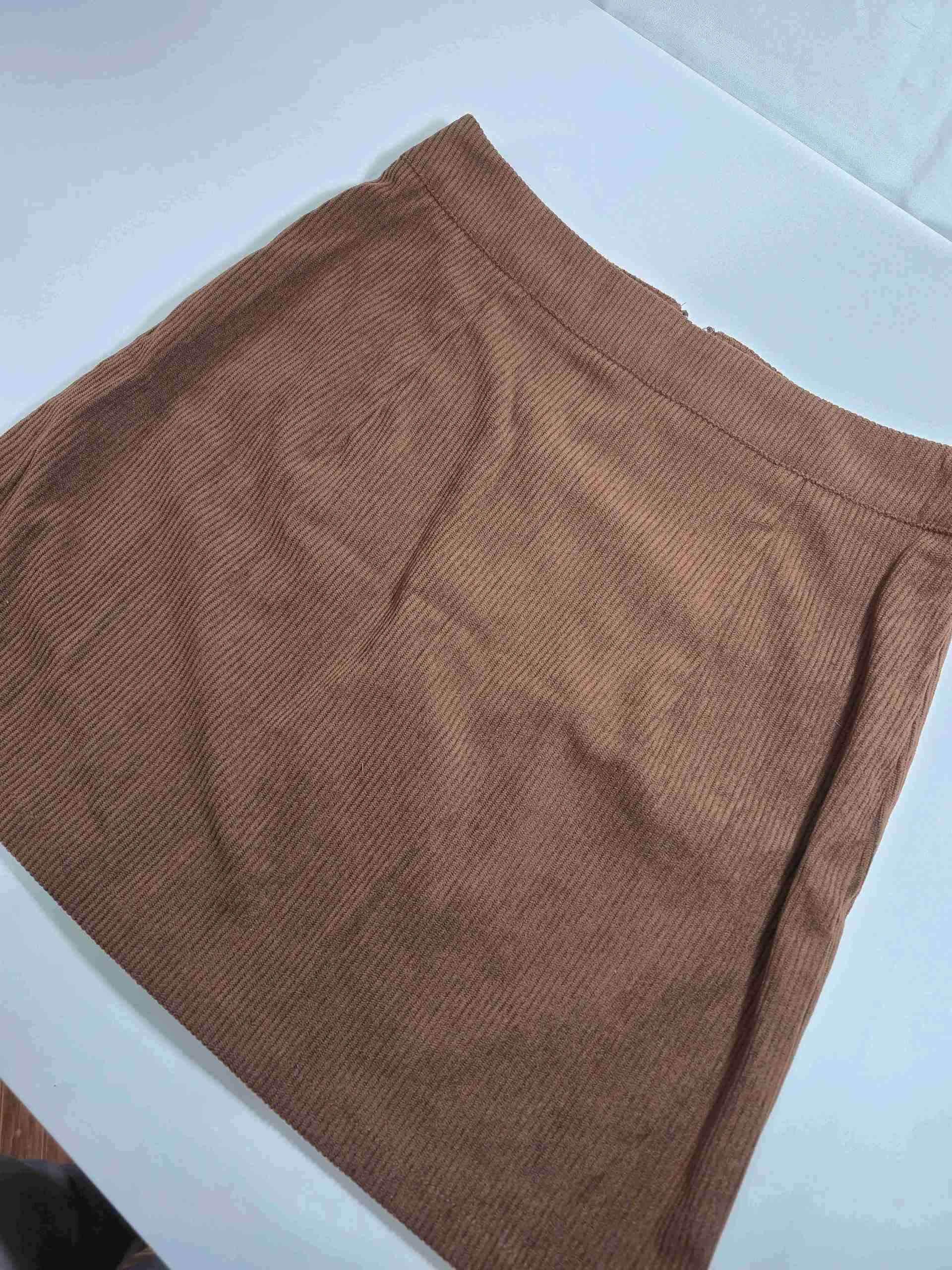 Falda marrón con cremallera talla S - miniatura 3