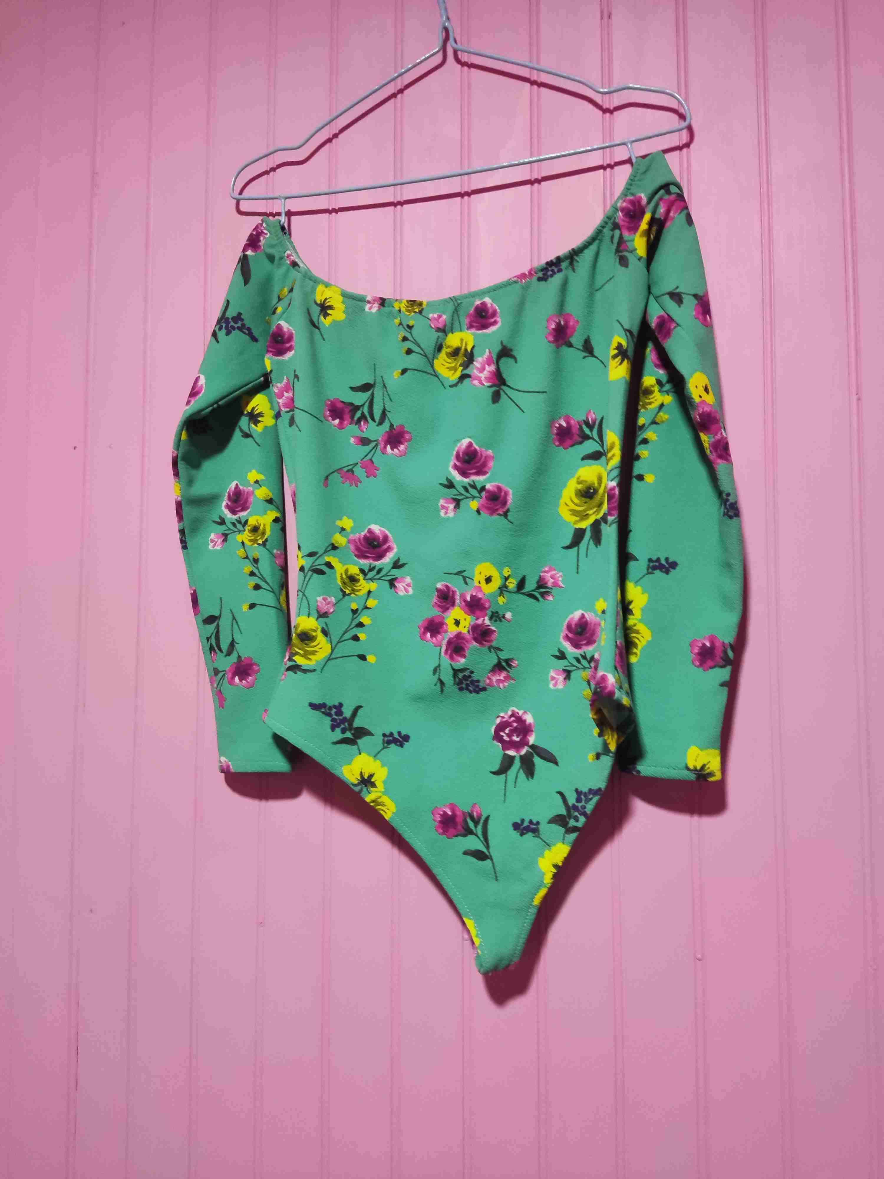 Body verde floral manga larga - miniatura 2