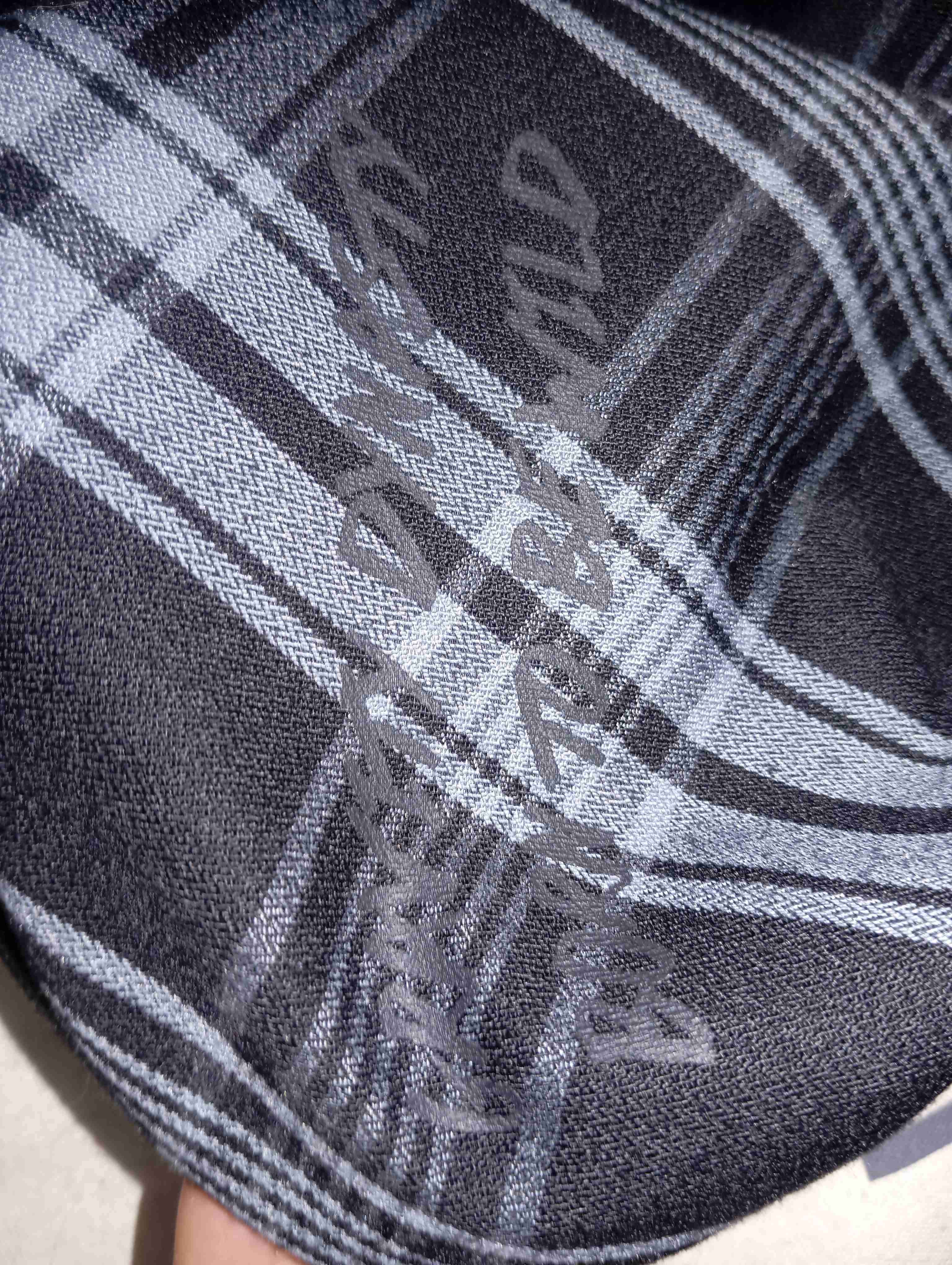 Camisa de franela a cuadros marca gravity - miniatura 3