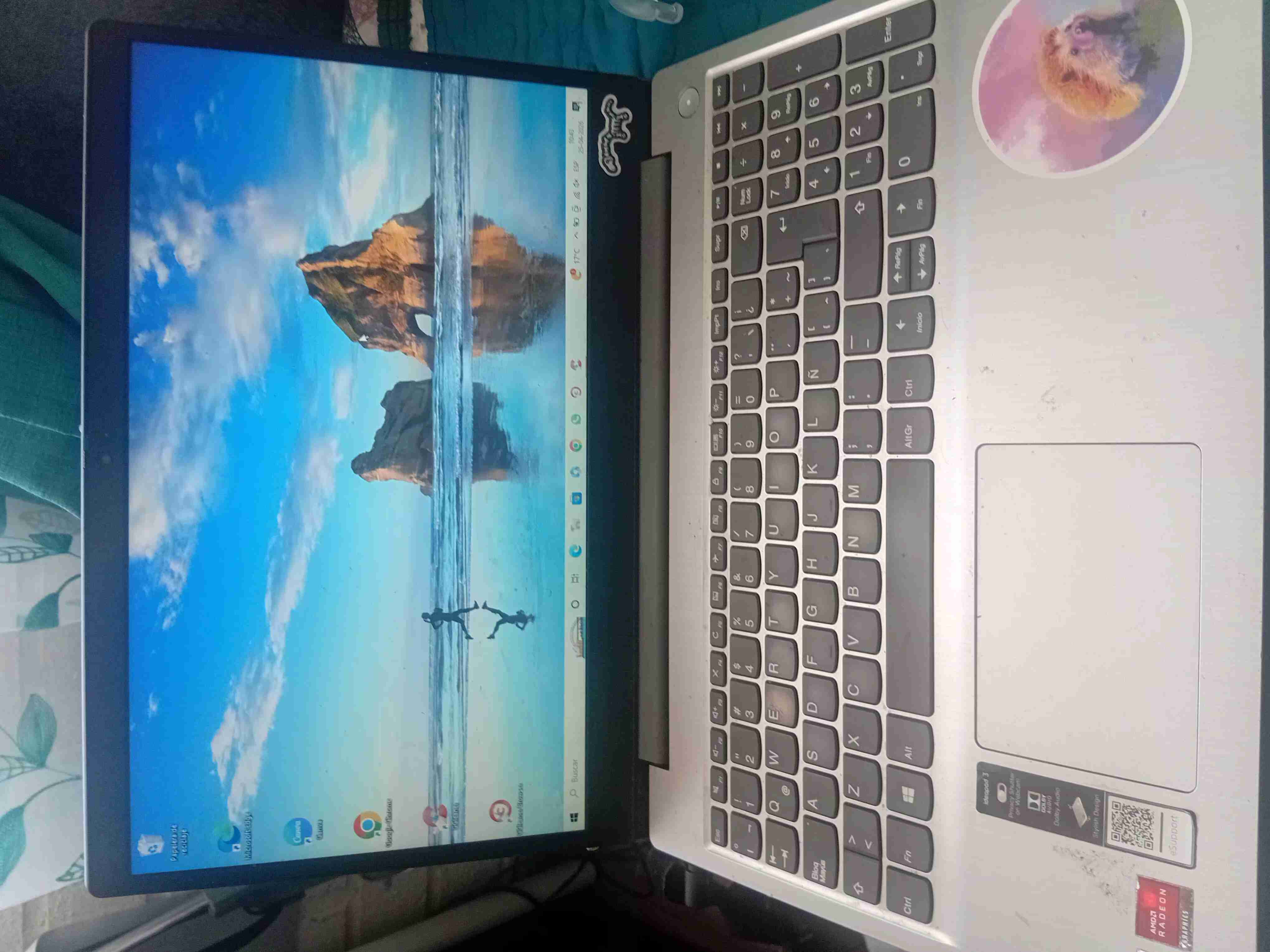 Notebook Lenovo Windows 10 - miniatura 1