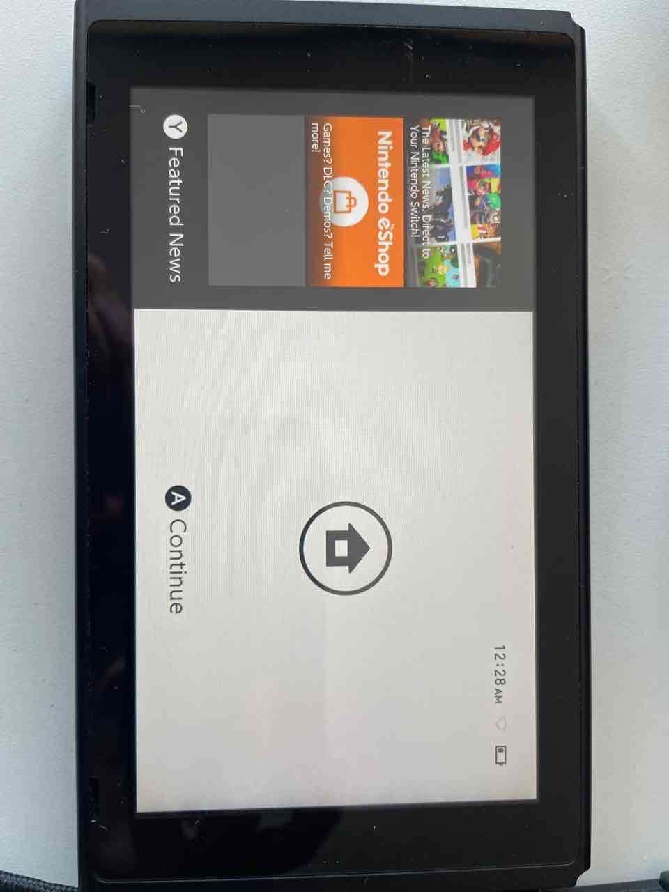 Nintendo Switch con accesorios - miniatura 2