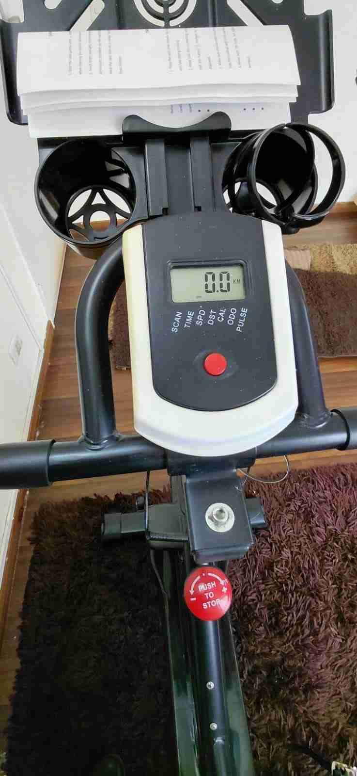 Bicicleta estática negra y roja - miniatura 2