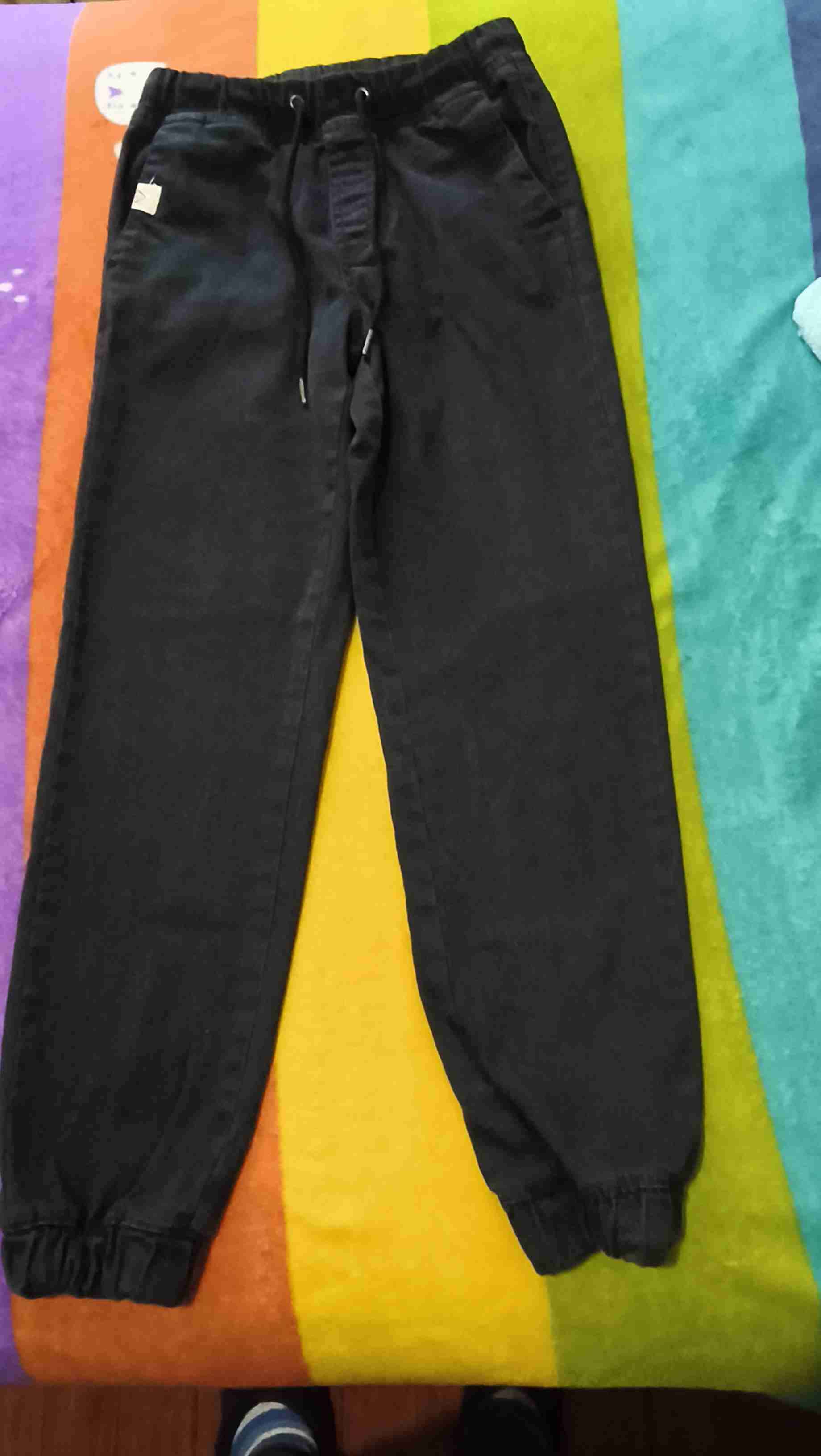 Jeans gris con estampados - miniatura 2