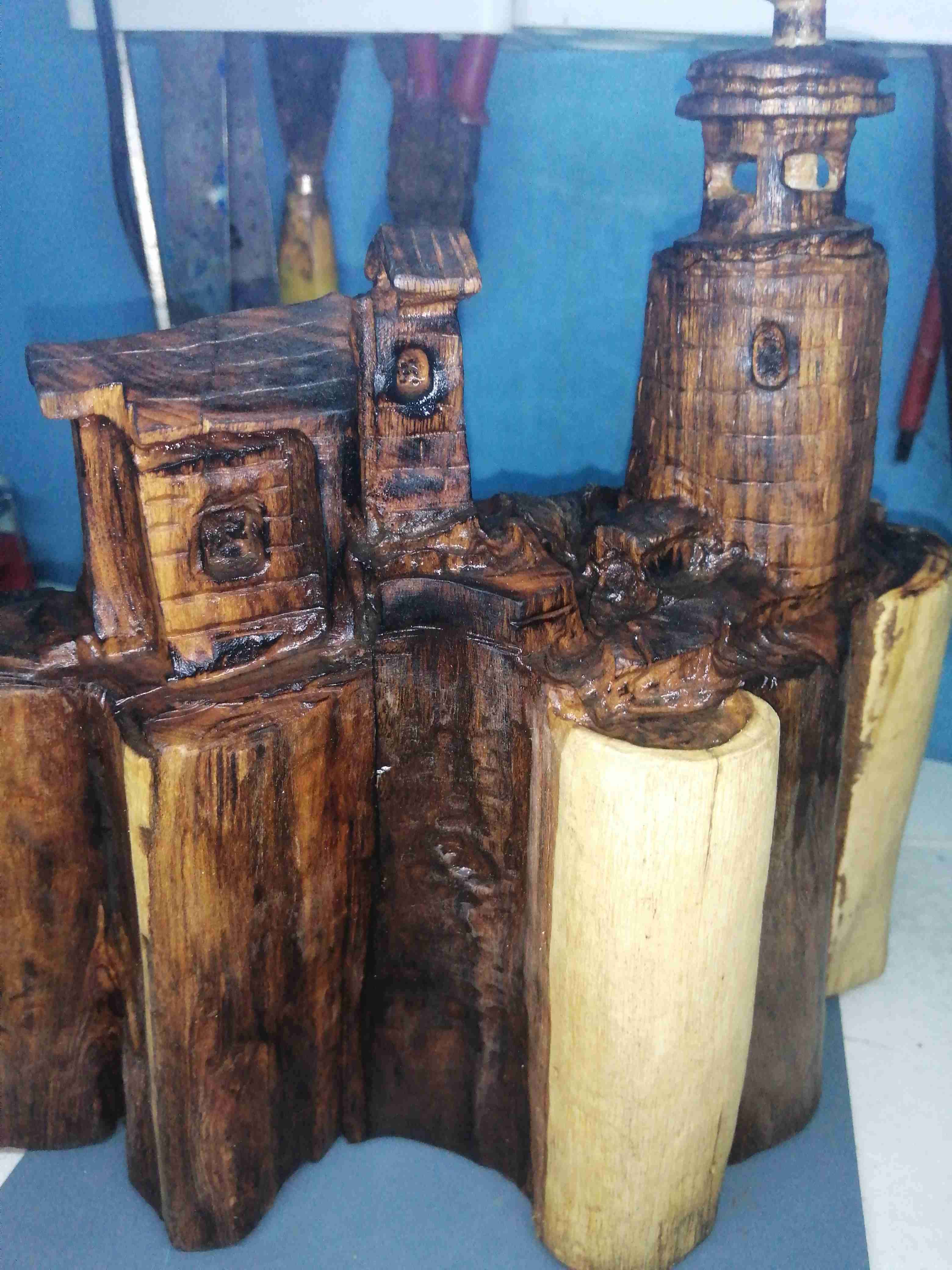 Escultura de madera faro - miniatura 4