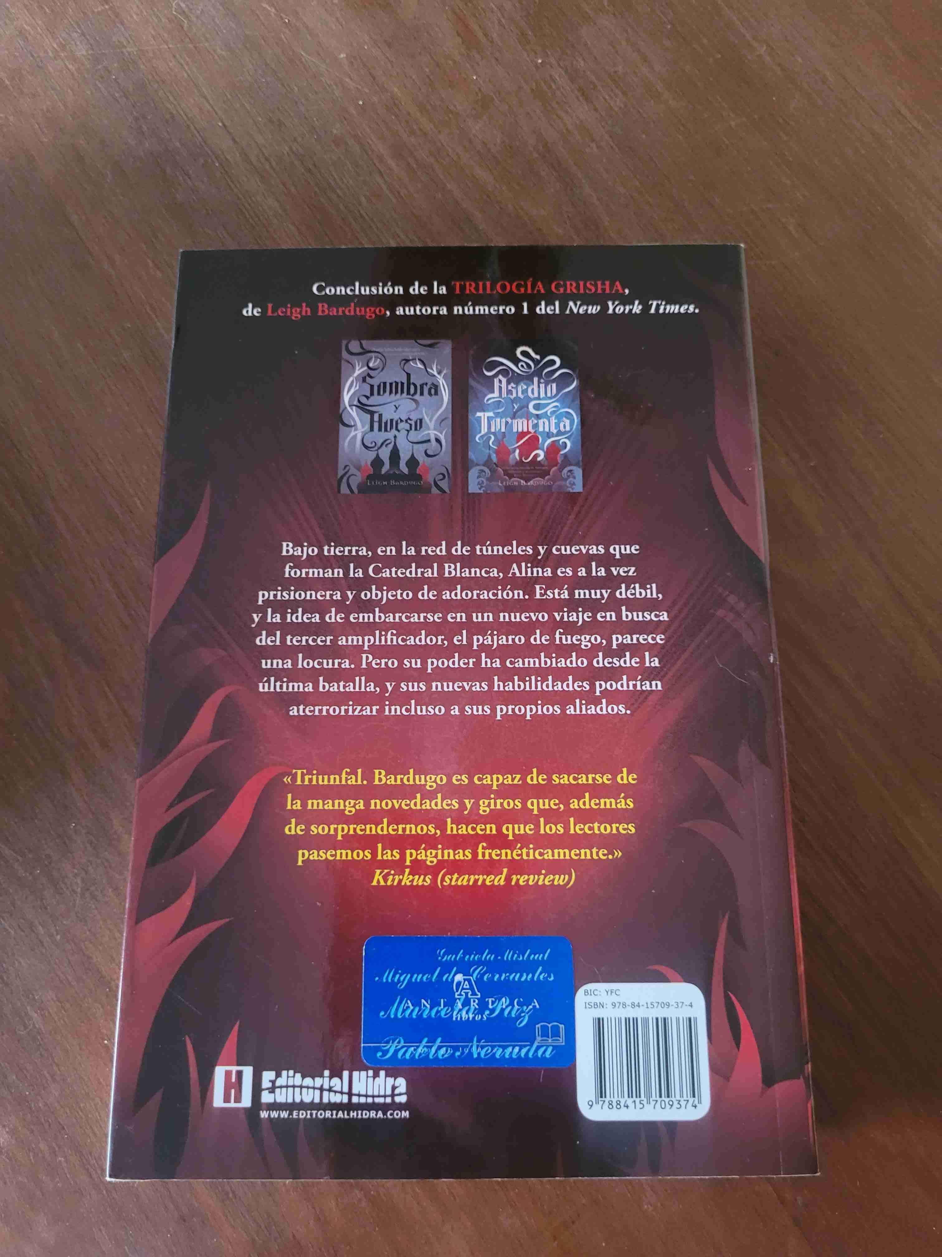 Libro 'Ruina y Ascenso' de Leigh Bardugo - miniatura 2