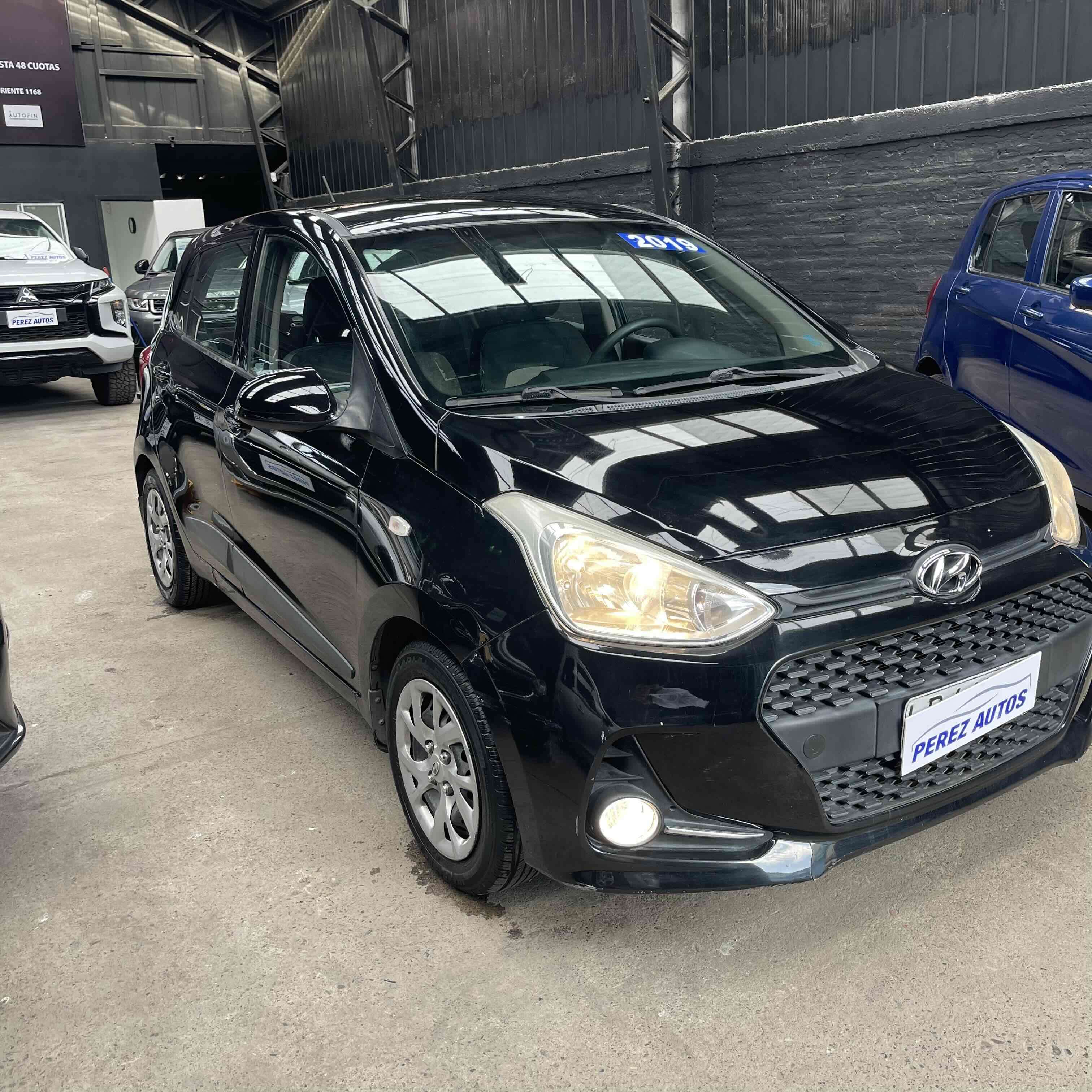 Hyundai Grand i10 2019 negro - miniatura 3