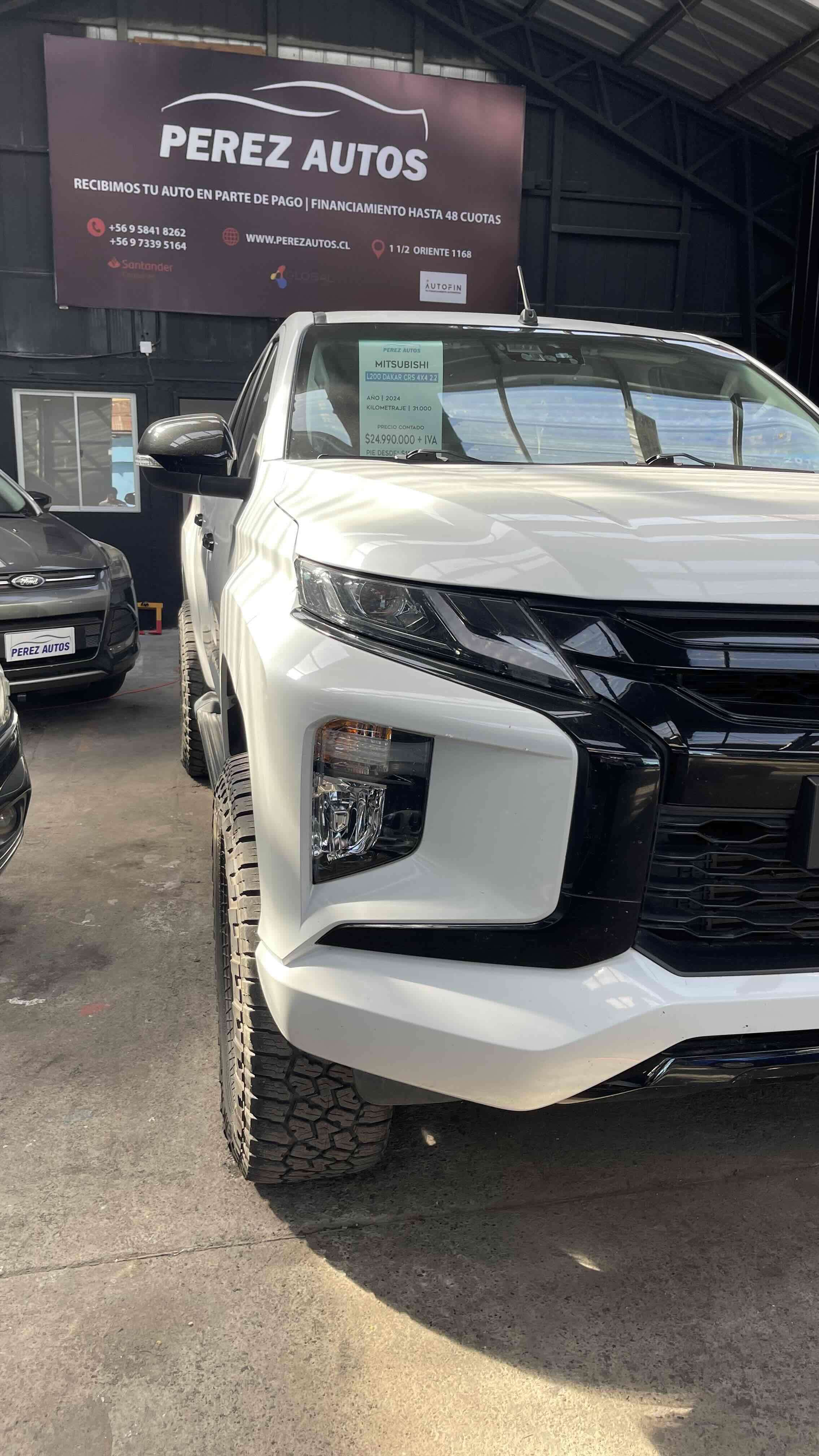 Mitsubishi L200 2.2 Dakar Blanca - miniatura 4