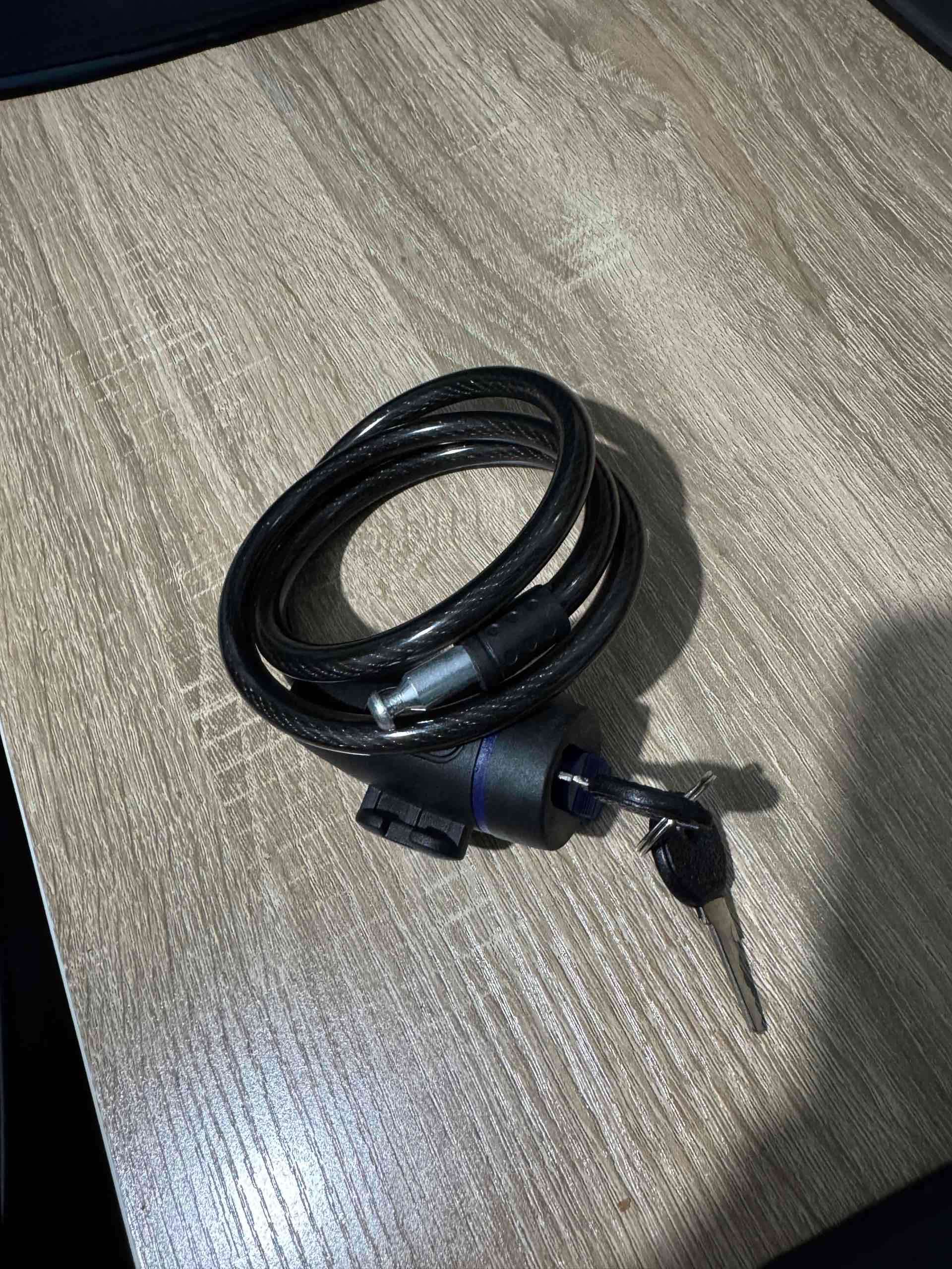 Candado de cable para bicicleta - miniatura 1