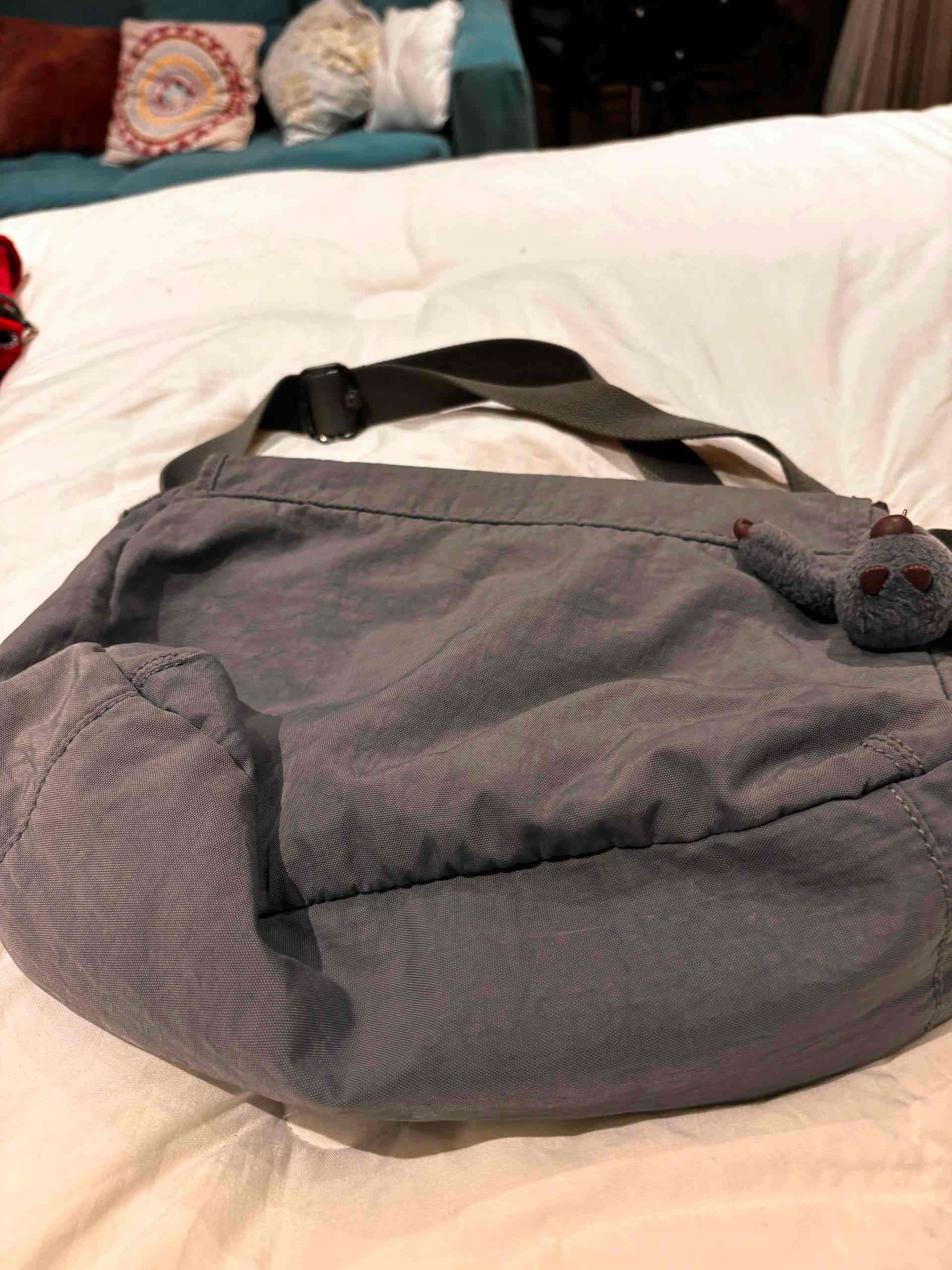 Bolso bandolera gris kippling - miniatura 2