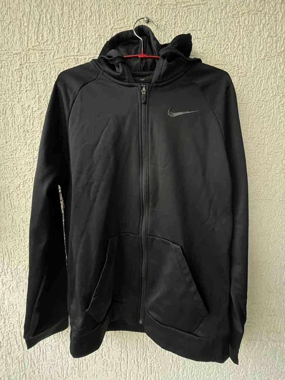 Polerón negro con capucha Nike - miniatura 1